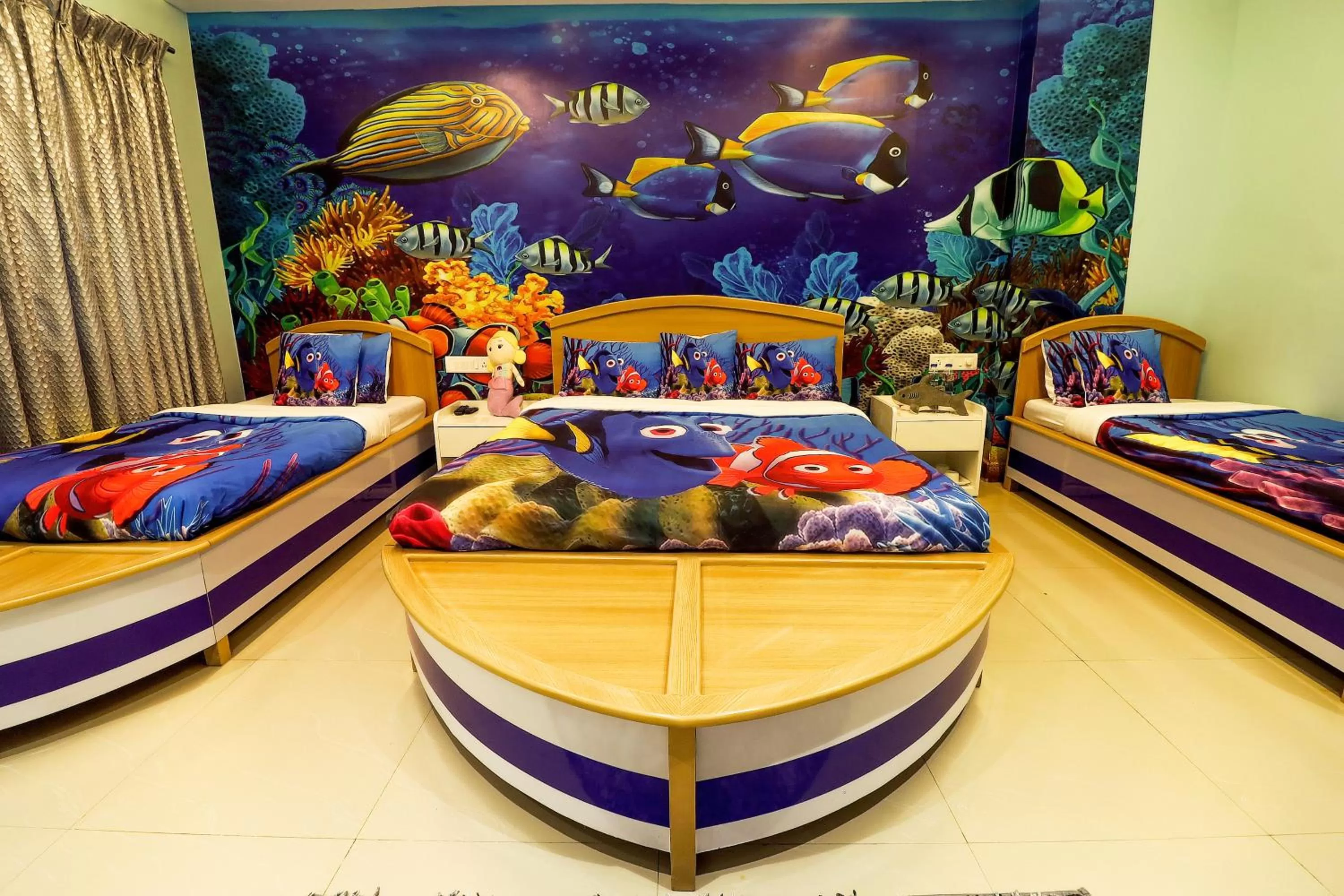 Bed in Hotel Greek Glory