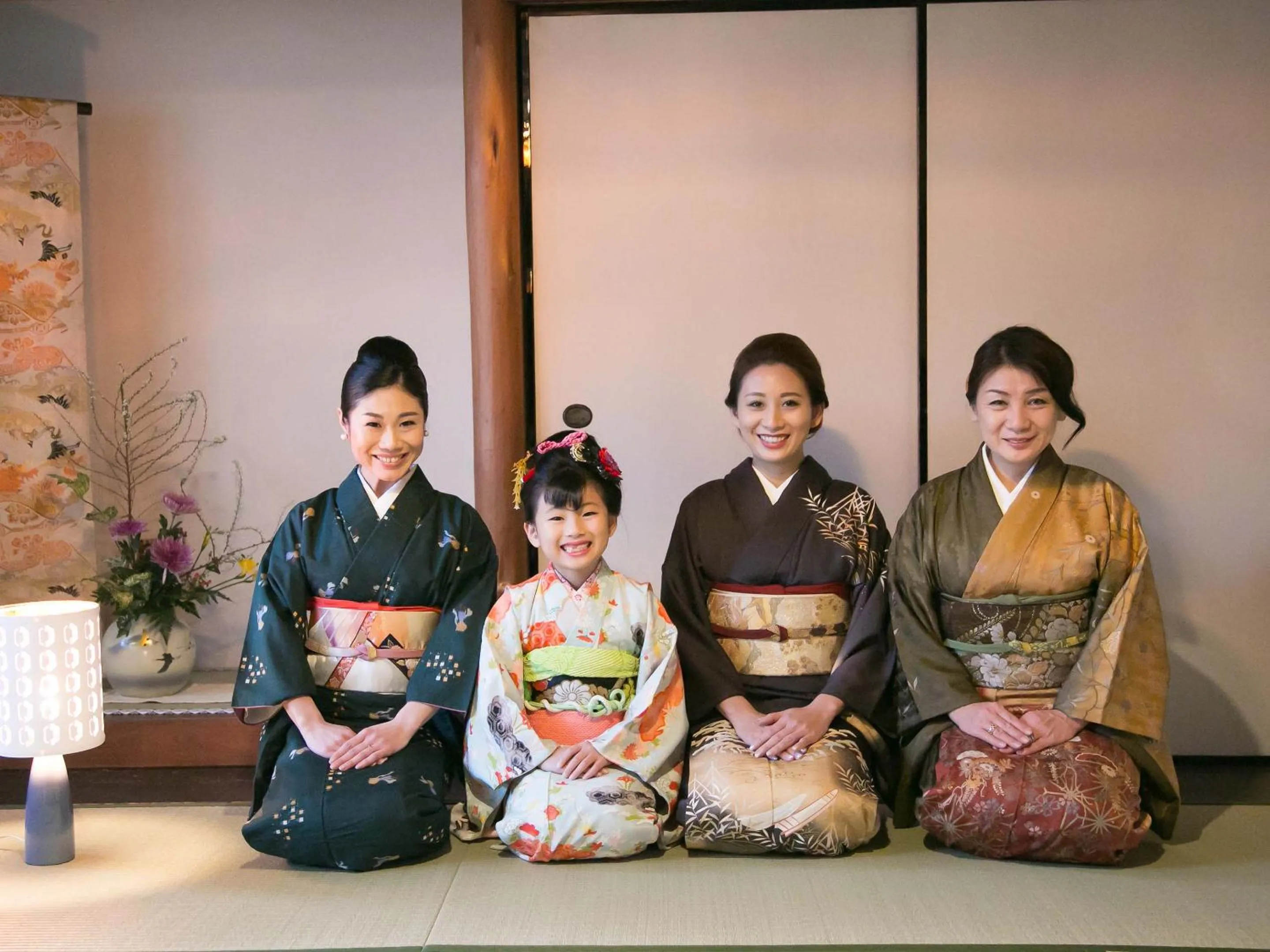 People in Guesthouse HANA Nishijin