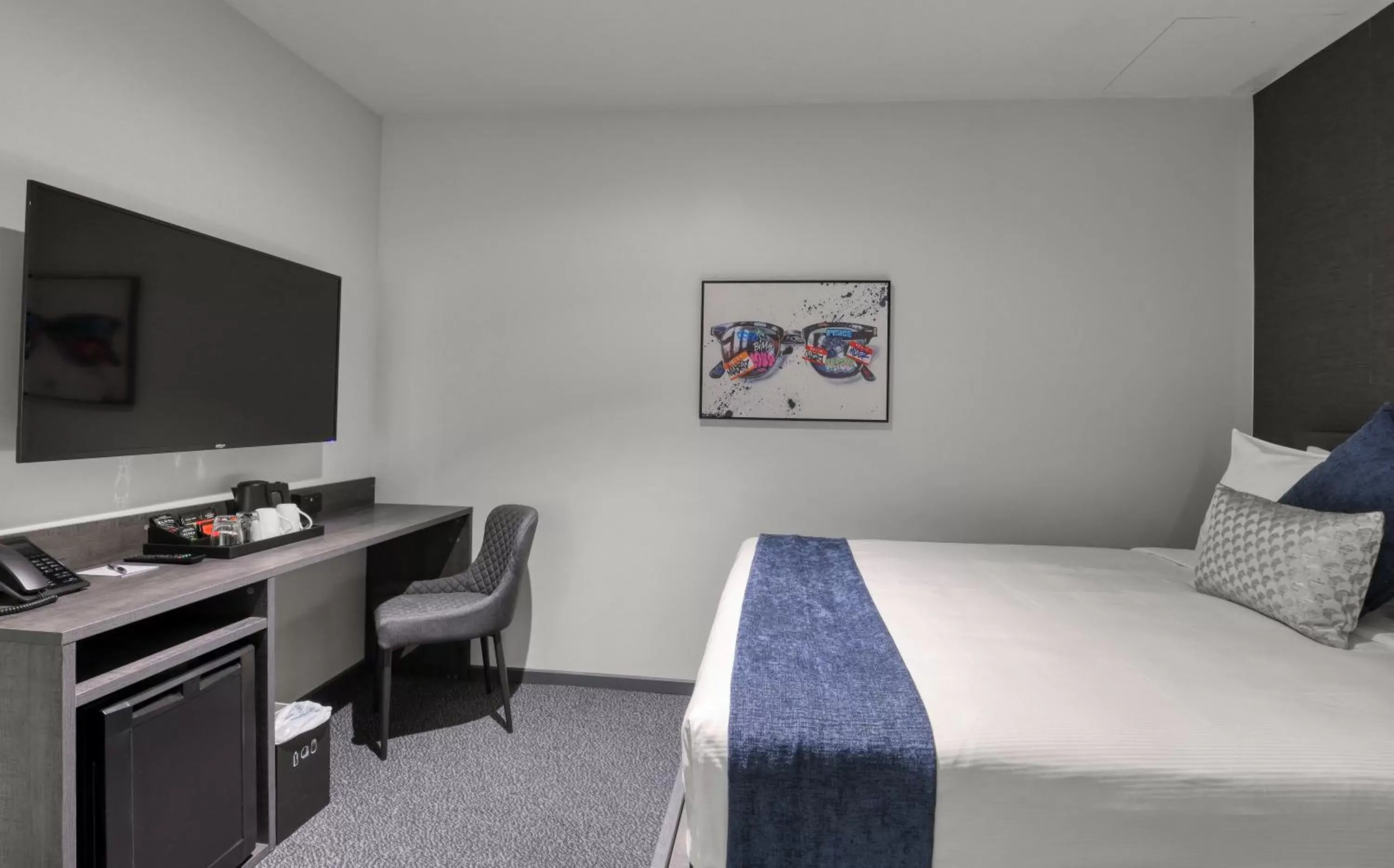 Bedroom, Bed in Microtel by Wyndham Wellington