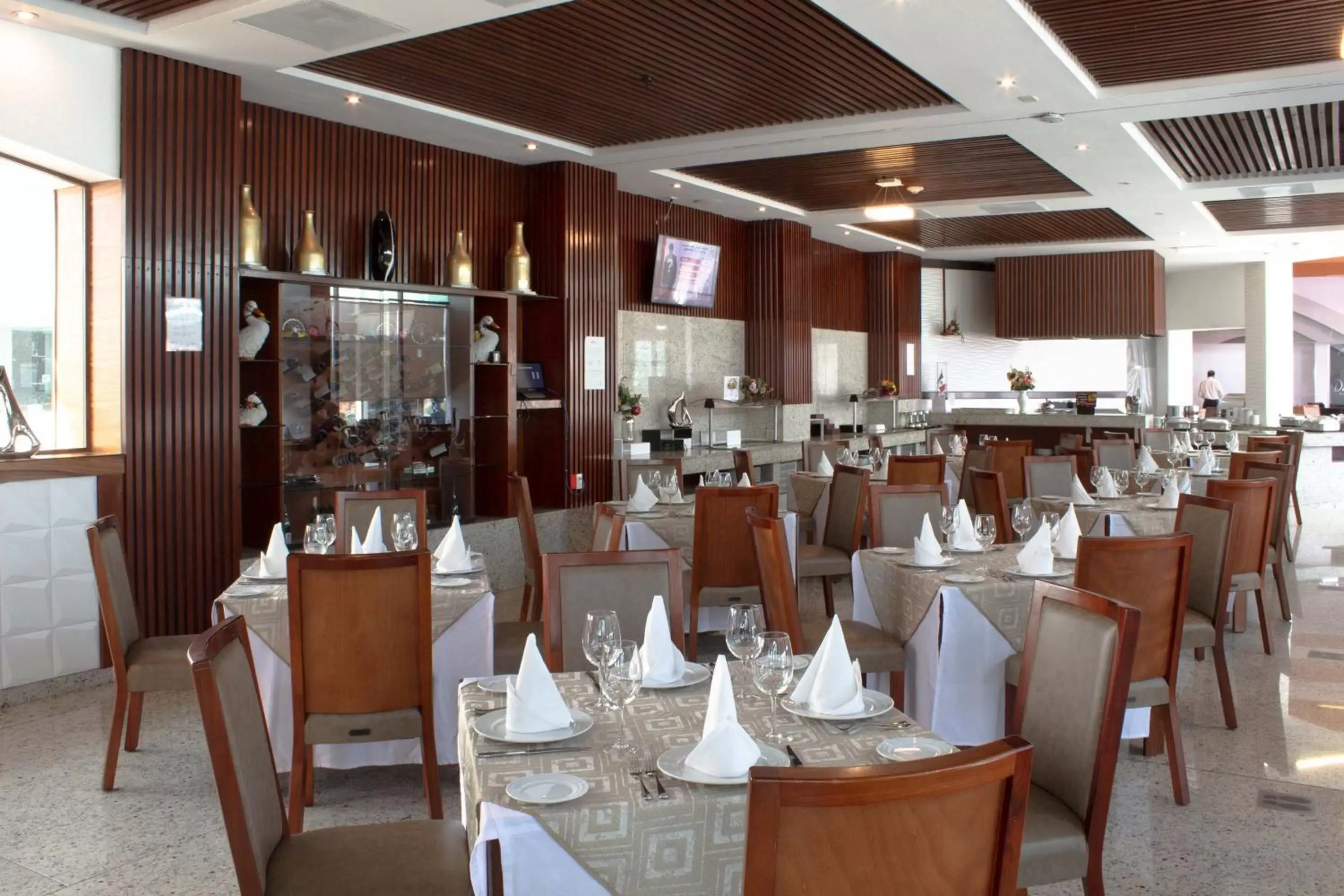 Restaurant/Places to Eat in Holiday Inn Queretaro Zona Diamante, an IHG Hotel