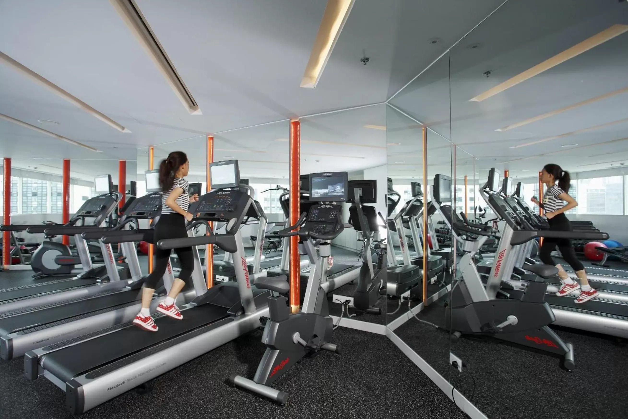 Fitness centre/facilities, Fitness Center/Facilities in Centara Watergate Pavillion Hotel Bangkok
