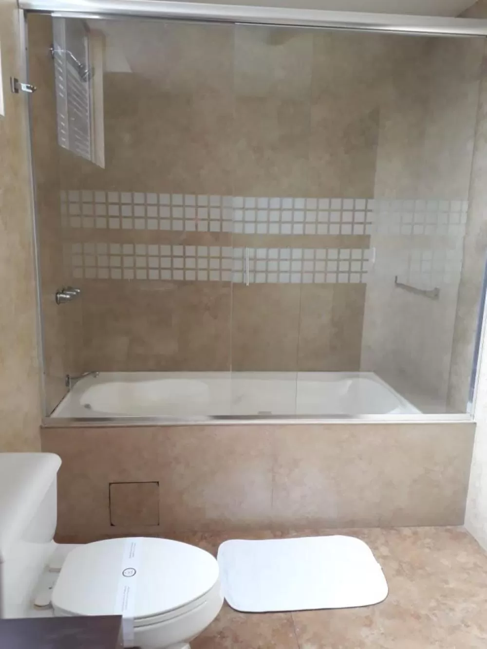 Bath in Misuitehotel La Carolina Quito