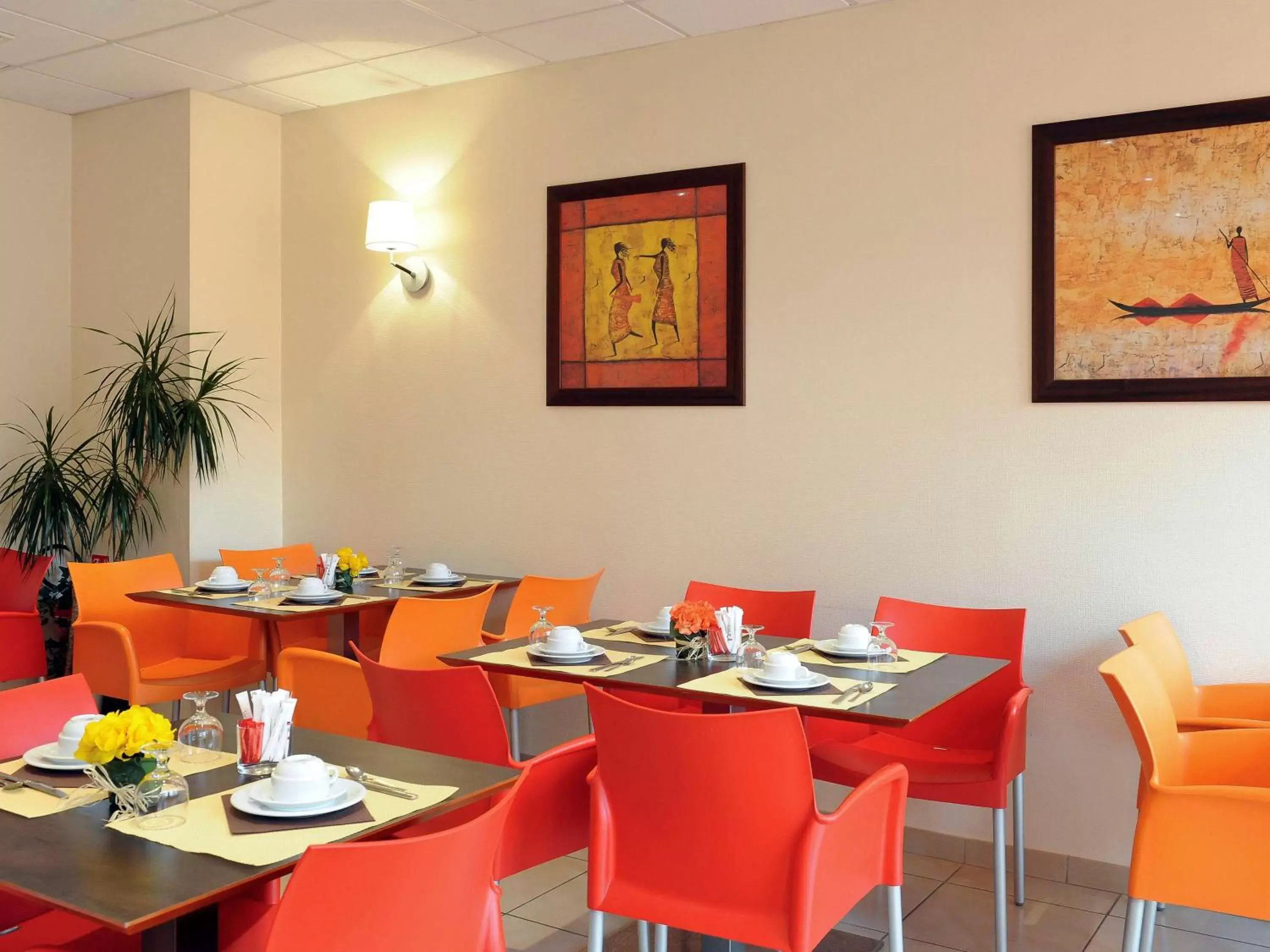 Restaurant/Places to Eat in Aparthotel Adagio Access Toulouse Jolimont