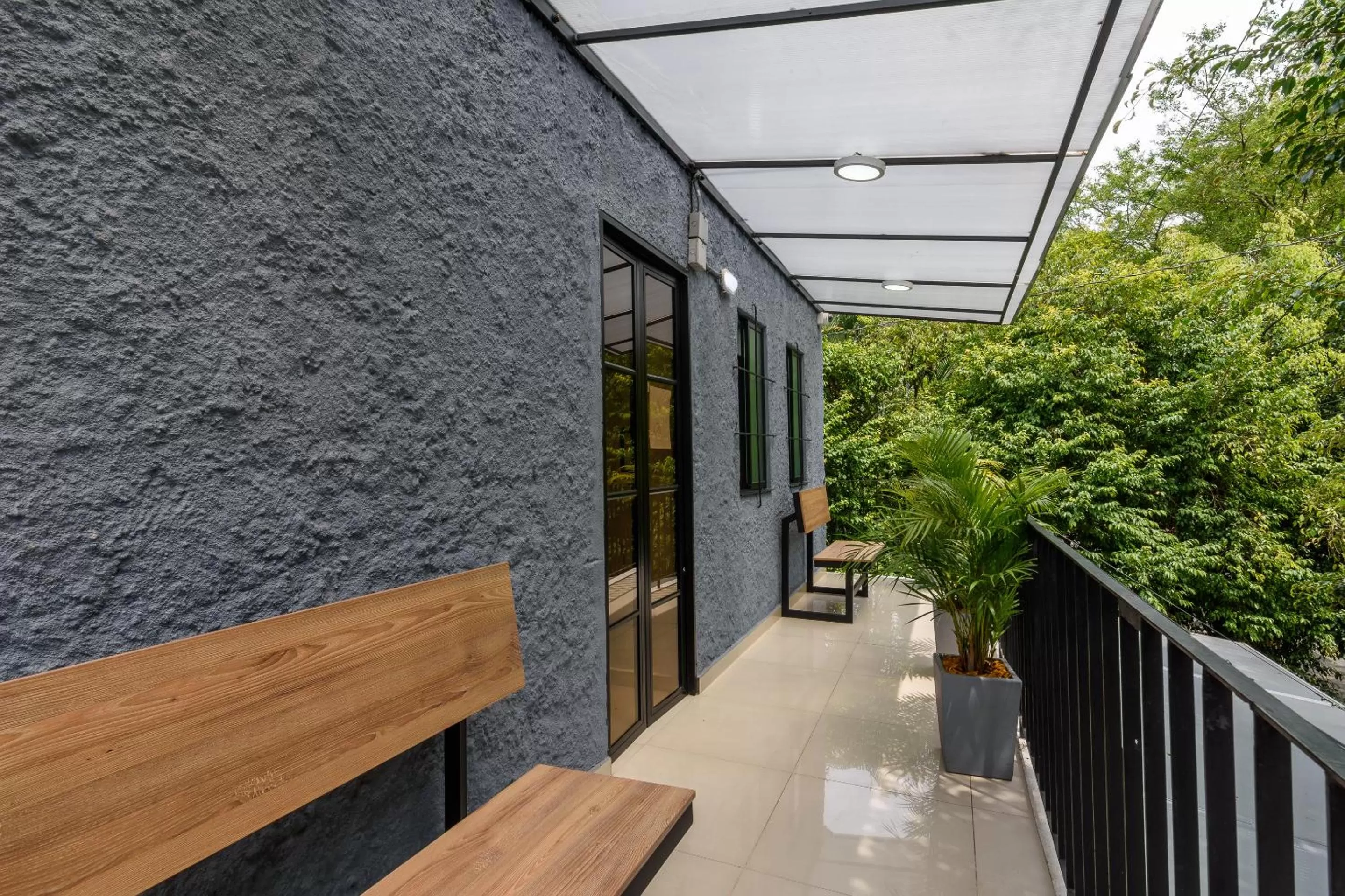 Quiet street view in Med la palma