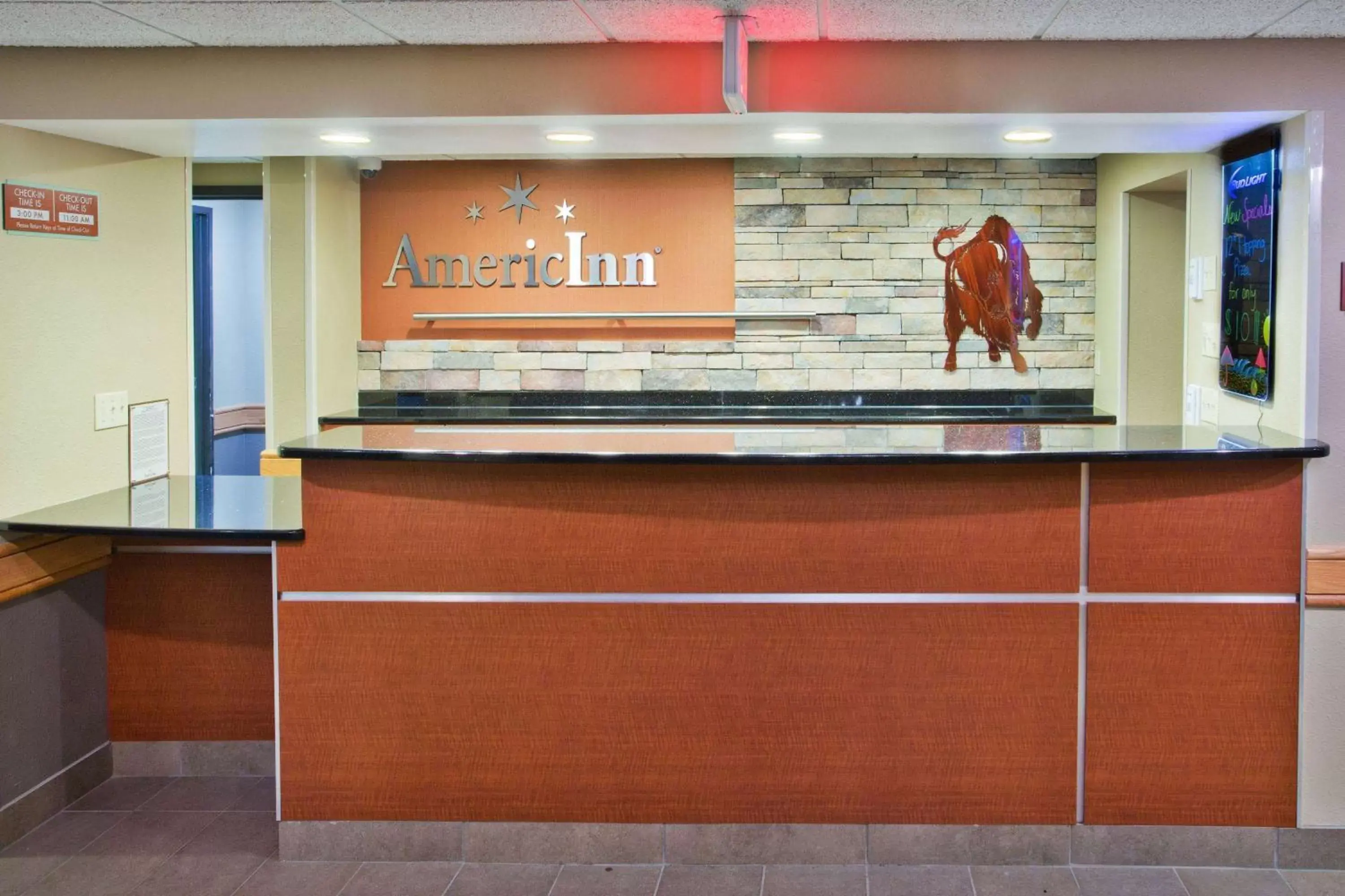 Lobby or reception in AmericInn by Wyndham Grand Forks