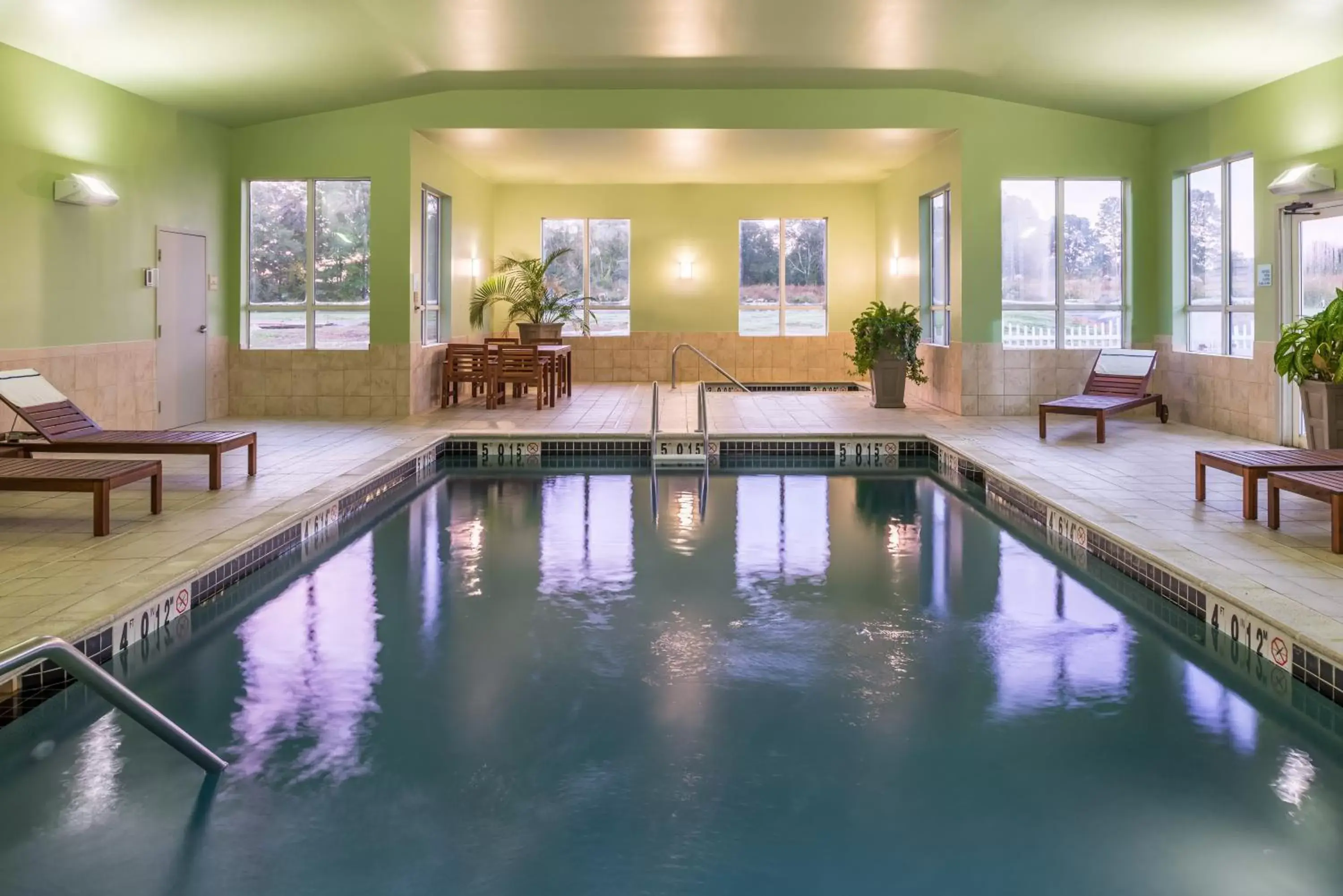 Swimming Pool in Holiday Inn Express Mystic, an IHG Hotel