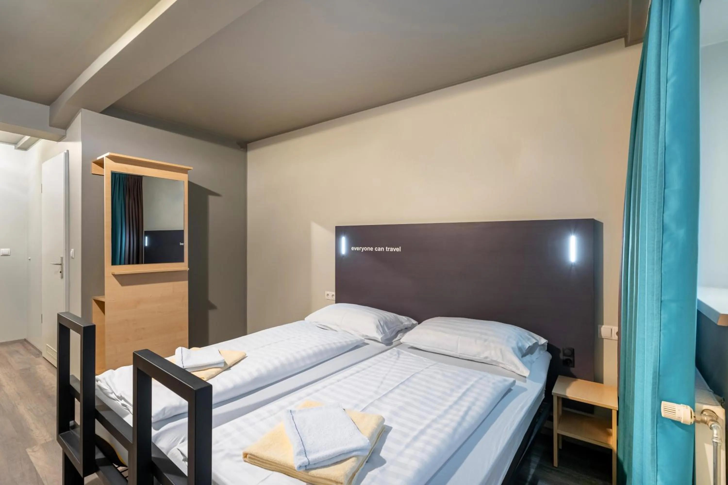 Photo of the whole room, Bed in a&o Salzburg Hauptbahnhof