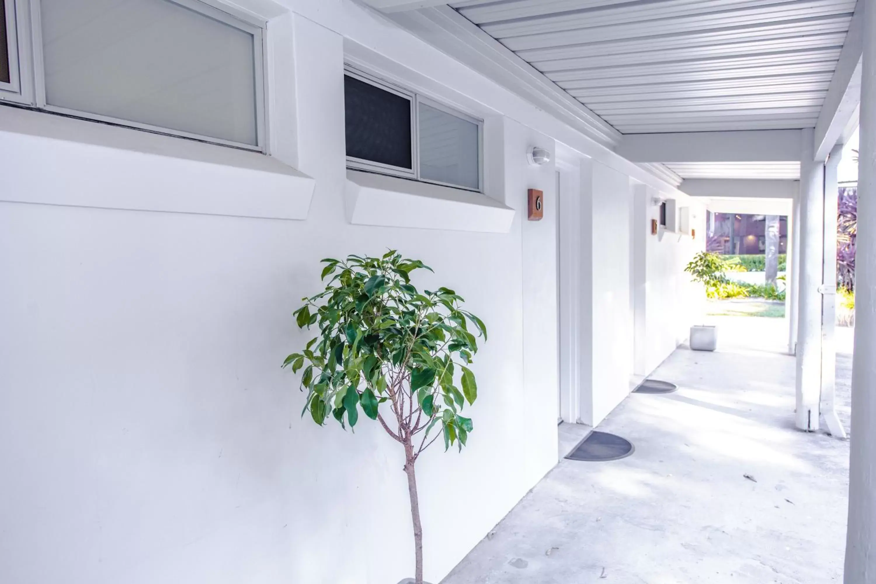 Property building in Comfort Inn Towradgi Beach Property building in Comfort Inn Towradgi Beach