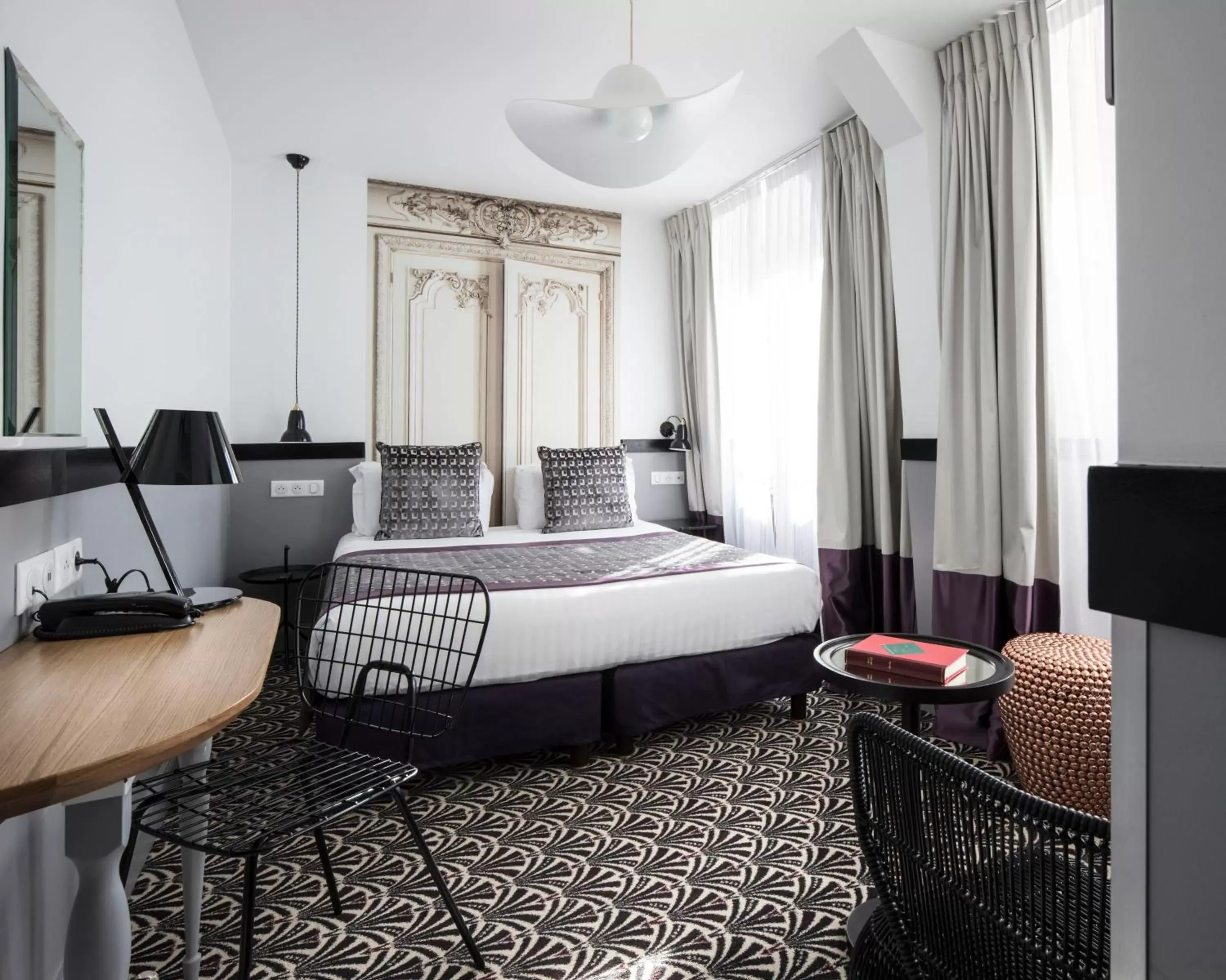 Bedroom, Bed in Hotel Malte - Astotel