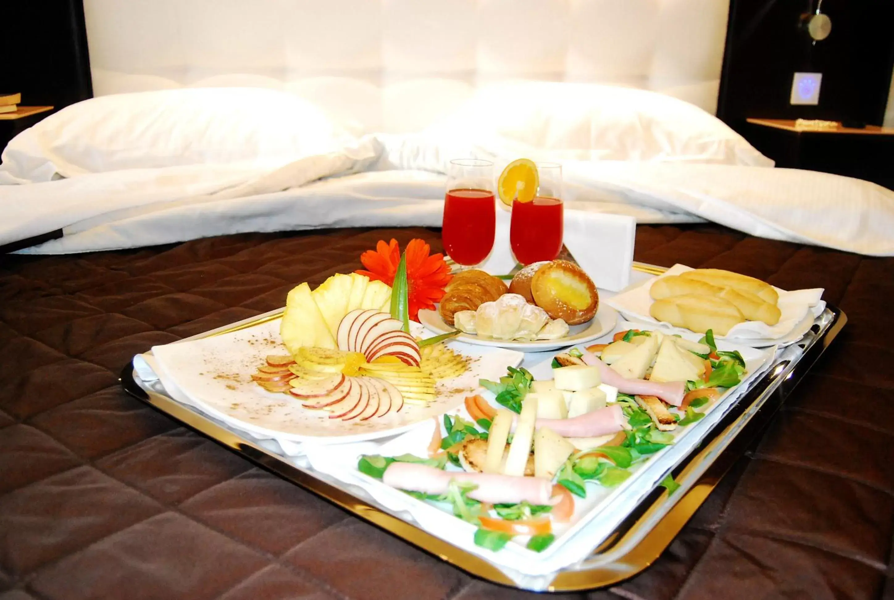 Food and drinks, Bed in Hotel Royal Caserta