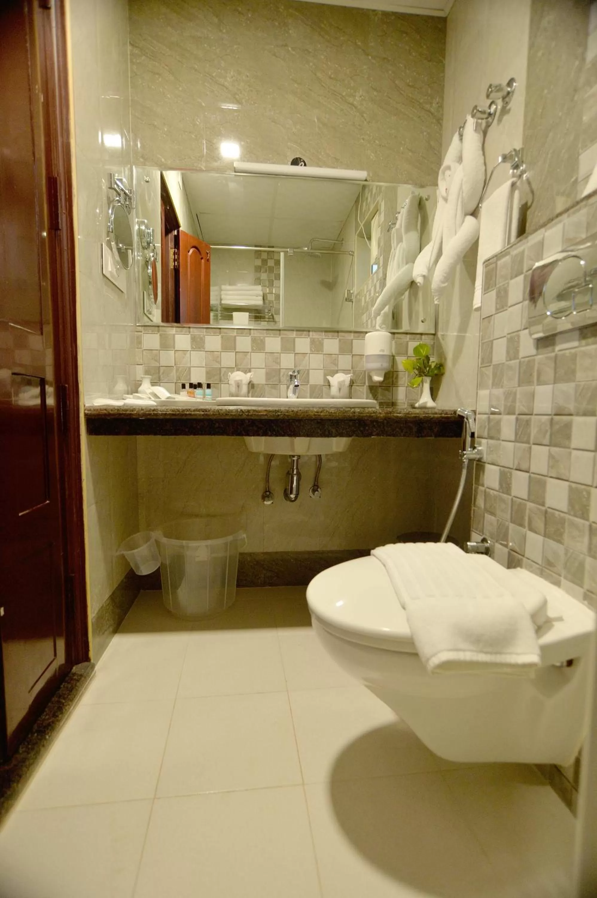 Bathroom in B'Canti Boutique Beach Resort