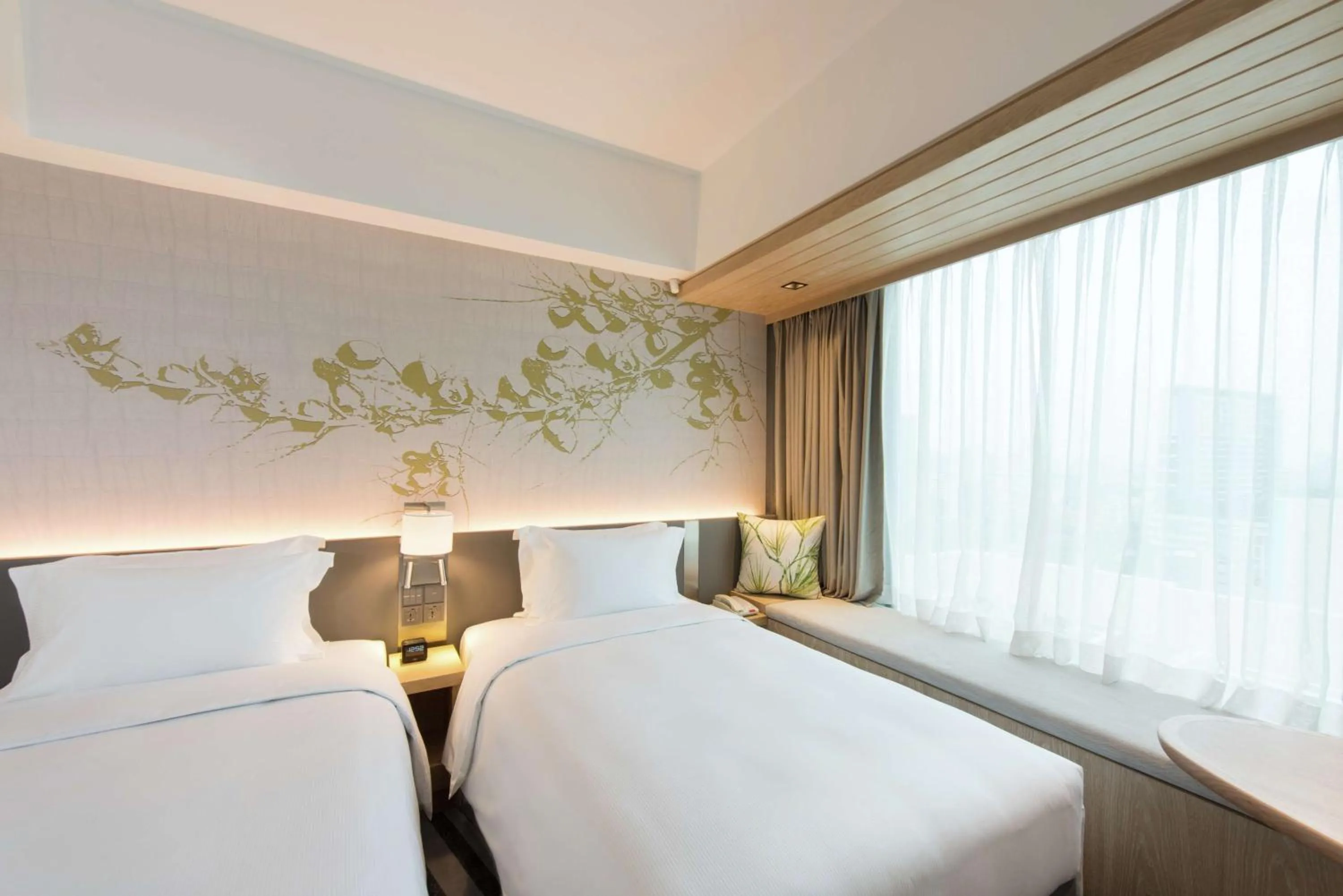 Bed in Hilton Garden Inn Singapore Serangoon
