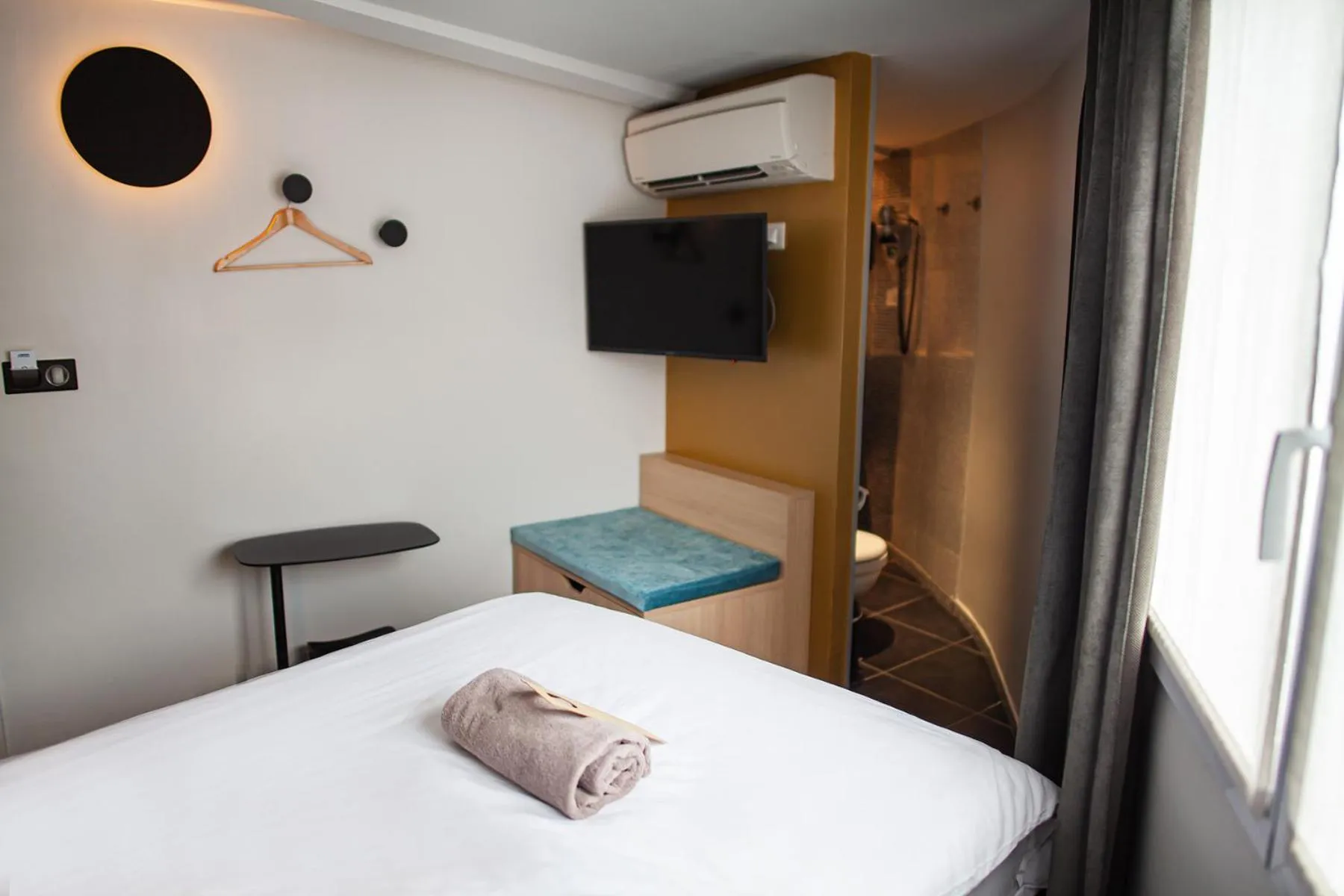 Photo of the whole room, Bed in Hotel Kanaï