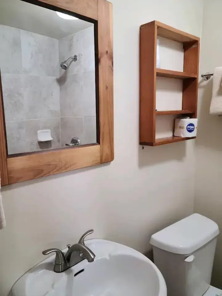 Bathroom in Lee's Ferry Lodge at Vermilion Cliffs