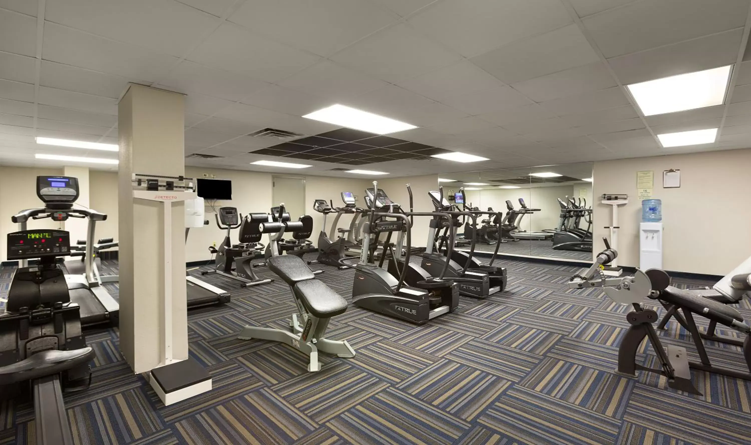 Fitness centre/facilities, Fitness Center/Facilities in Grande Cayman Resort