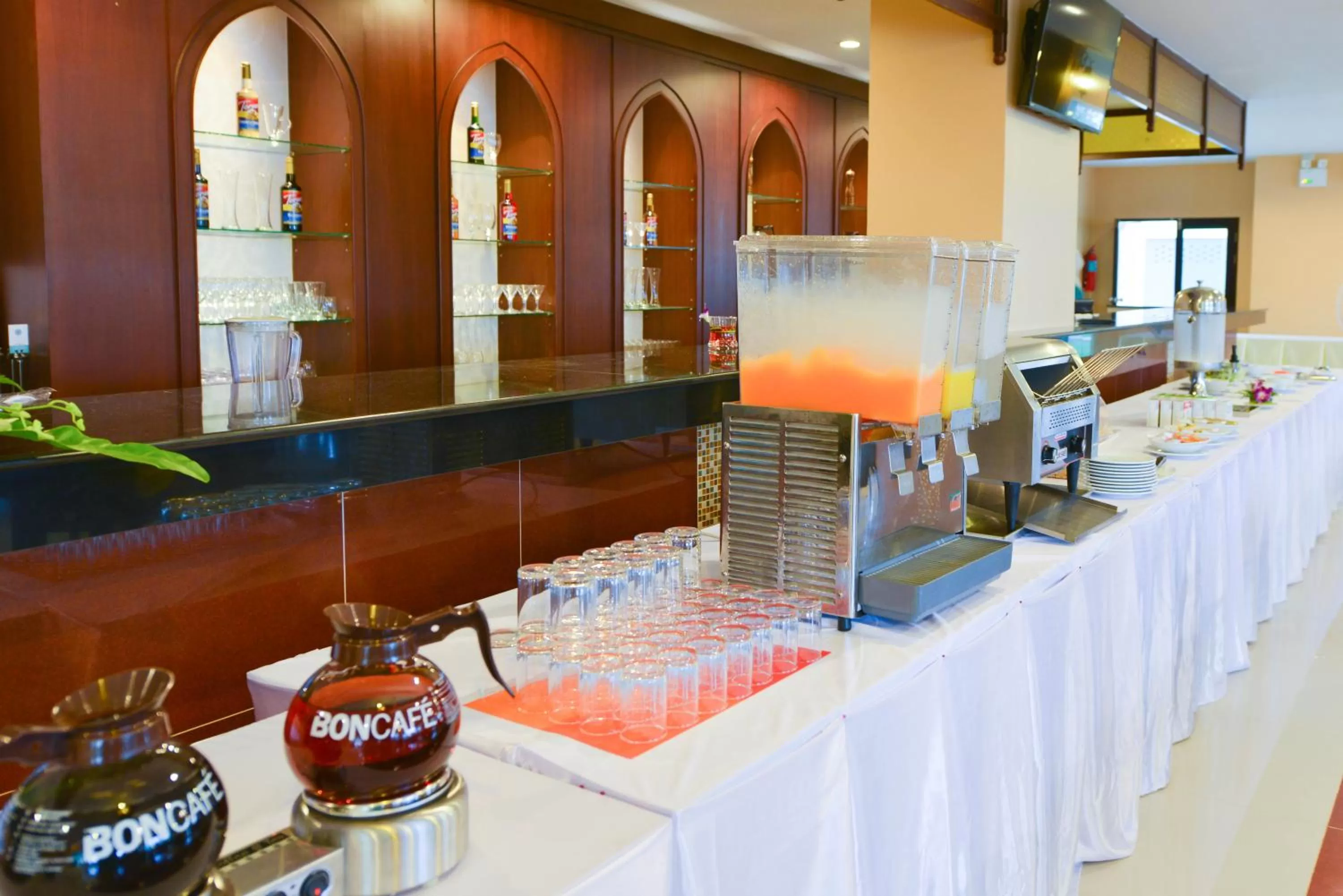 Restaurant/places to eat in Krabi Front Bay Resort