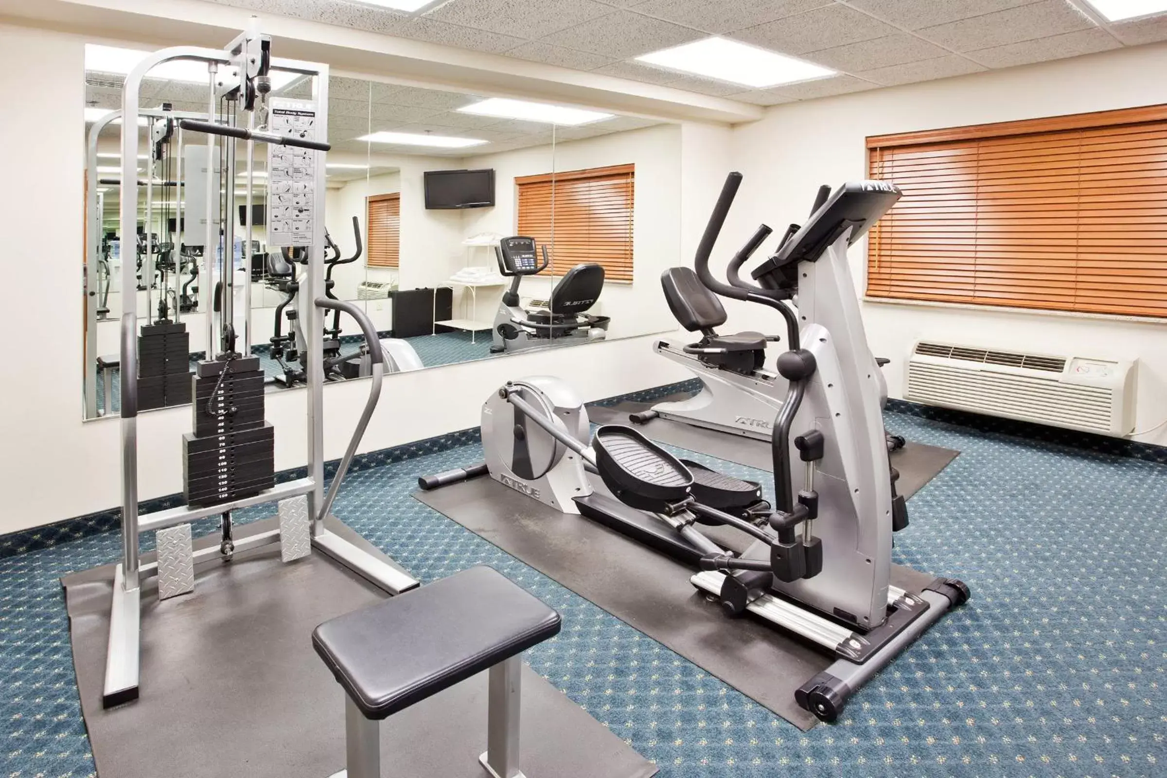Fitness centre/facilities, Fitness Center/Facilities in Country Inn & Suites by Radisson, Jonesborough-Johnson City West, TN