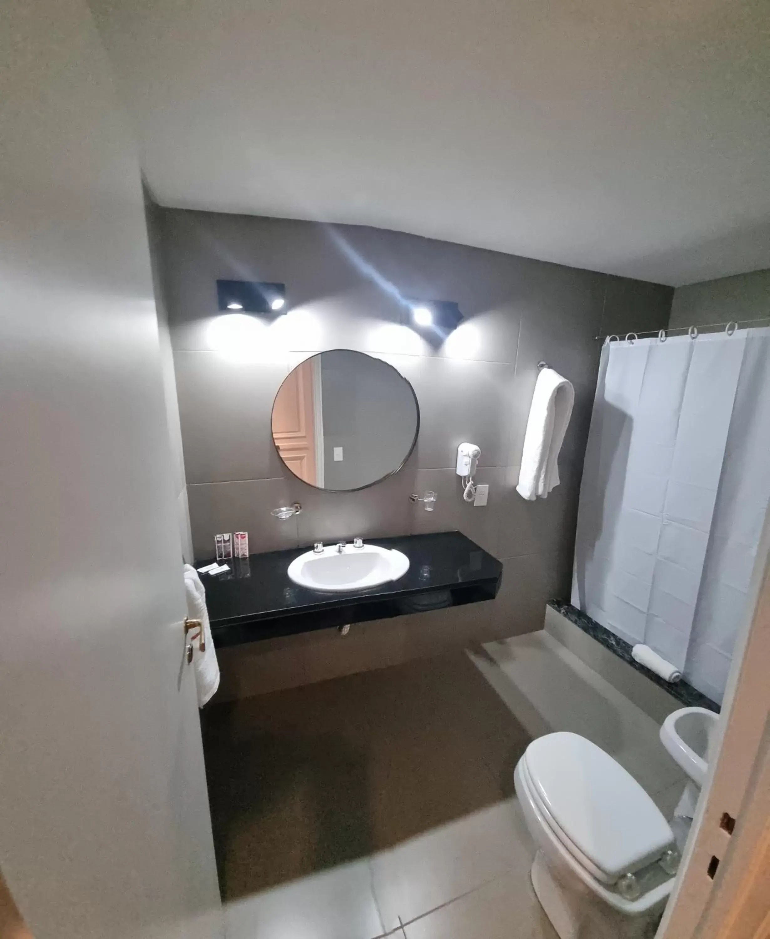 Bathroom in HOTEL REGIS