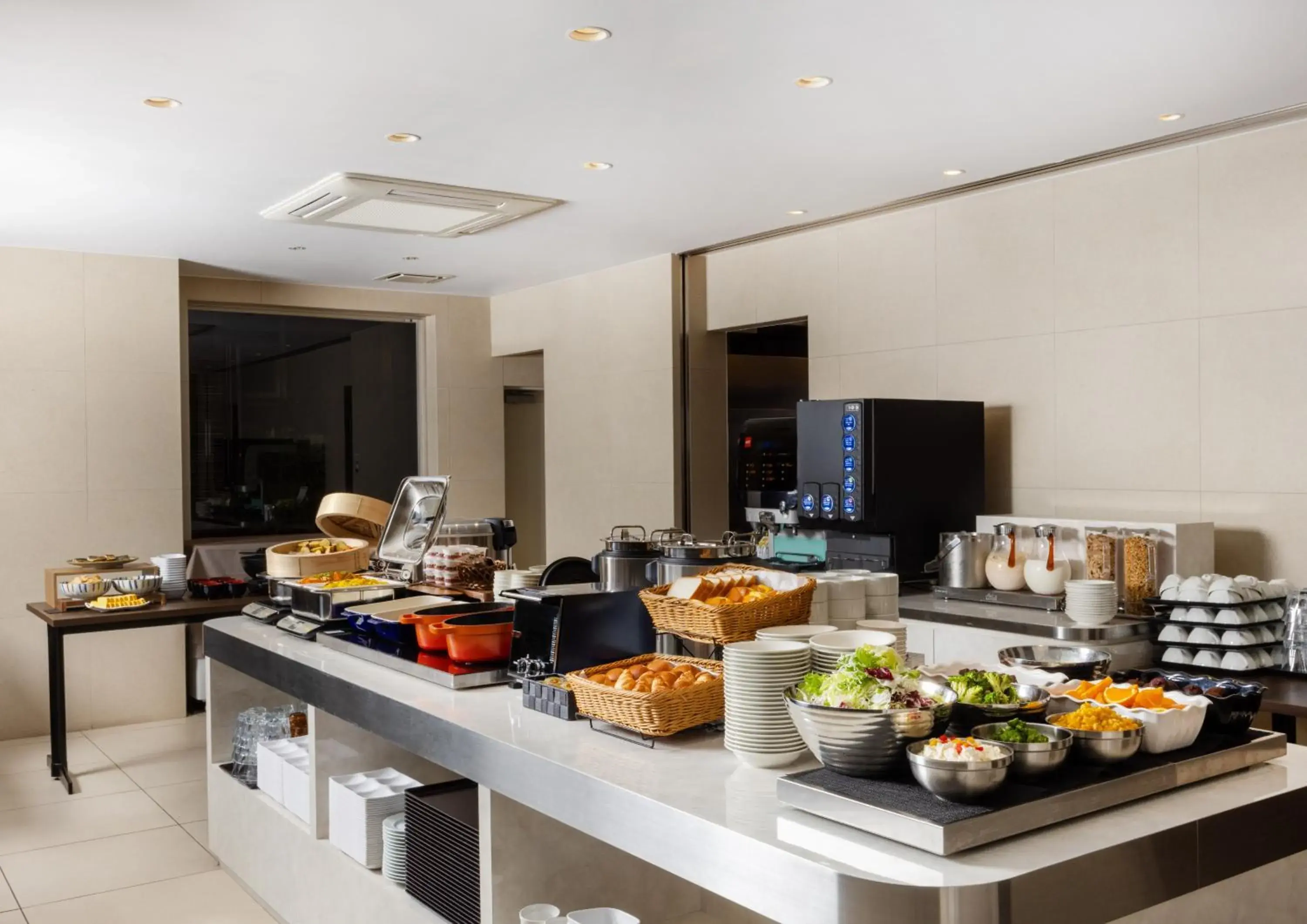 Restaurant/places to eat, Food in ibis Budget Osaka Umeda