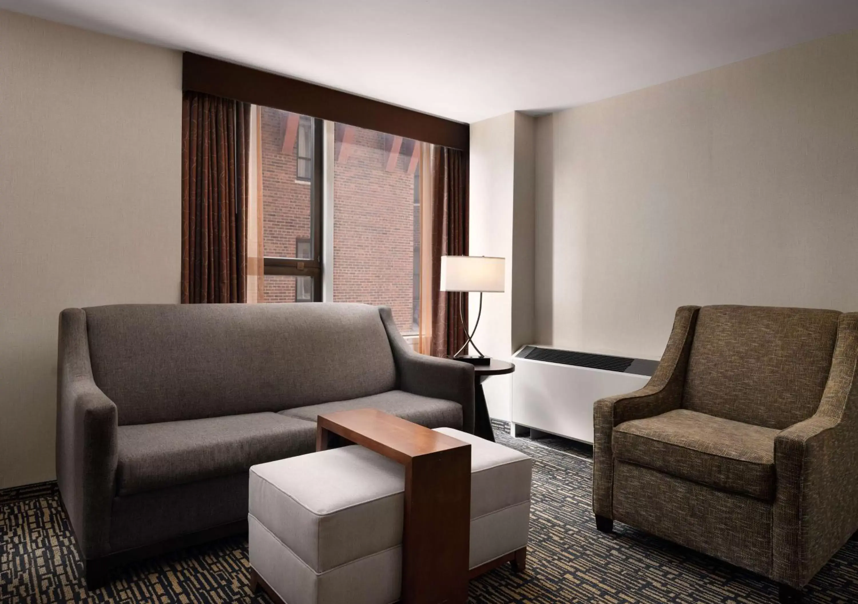 Living room, Seating Area in Homewood Suites by Hilton Chicago Downtown - Magnificent Mile