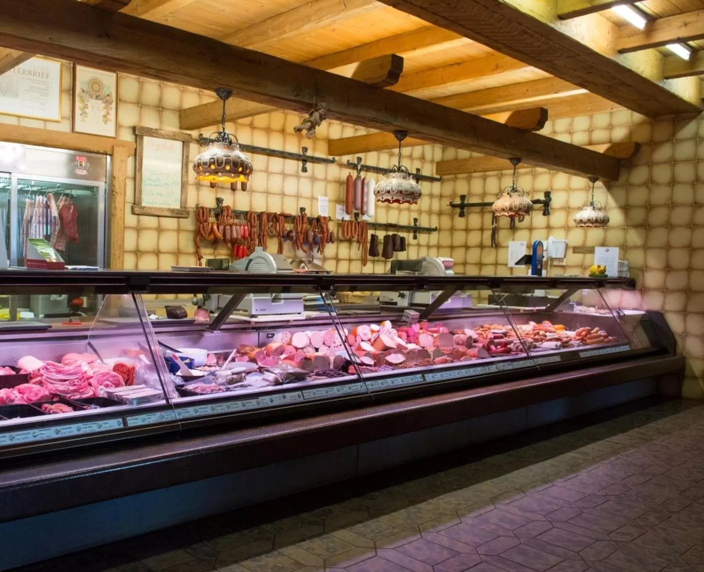 On-site shops in Hotel Räucherhansl