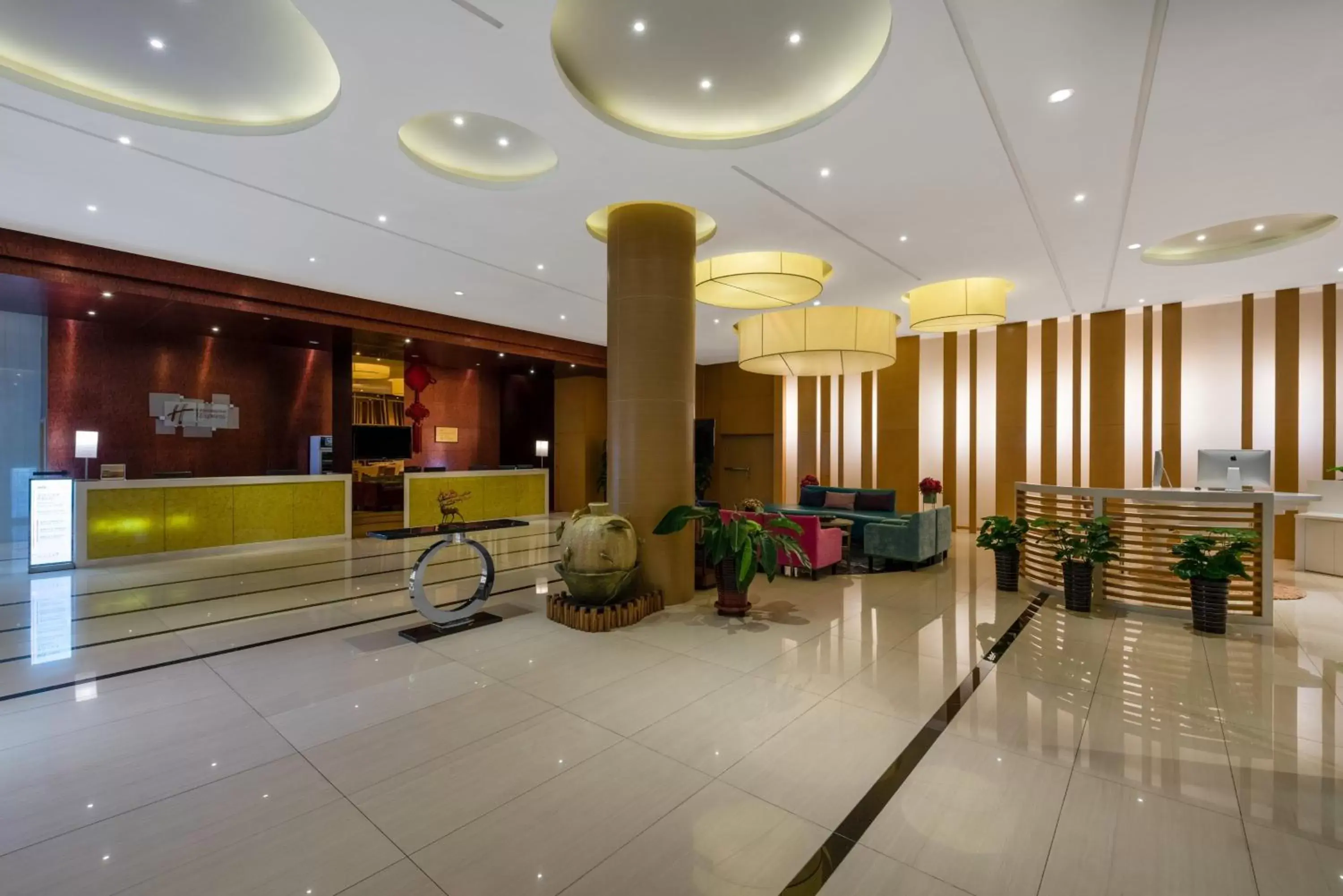 Property building, Lobby/Reception in Holiday Inn Express Tianjin Heping, an IHG Hotel