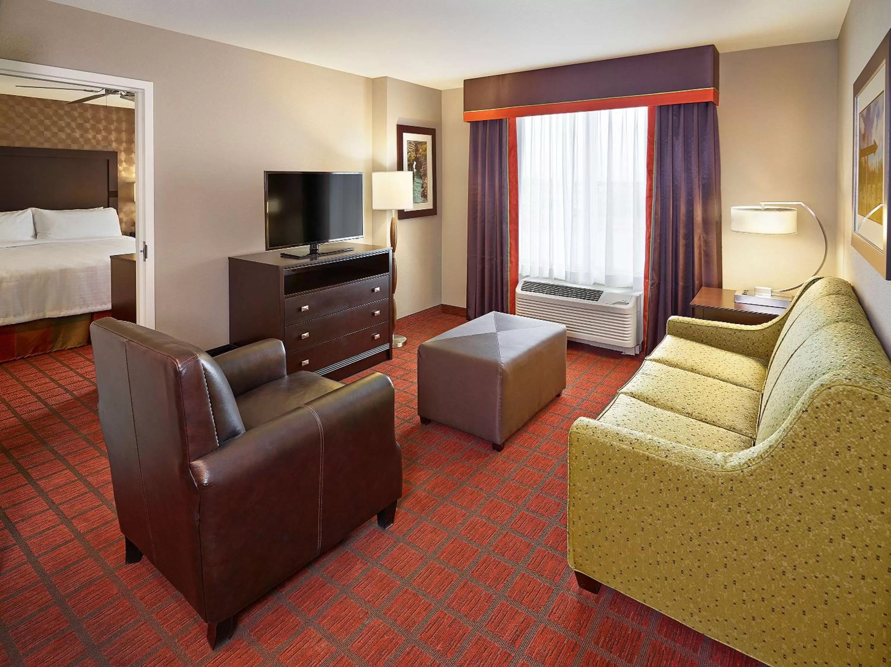 One-Bedroom Suite - Disability Access in Homewood Suites Calgary Airport