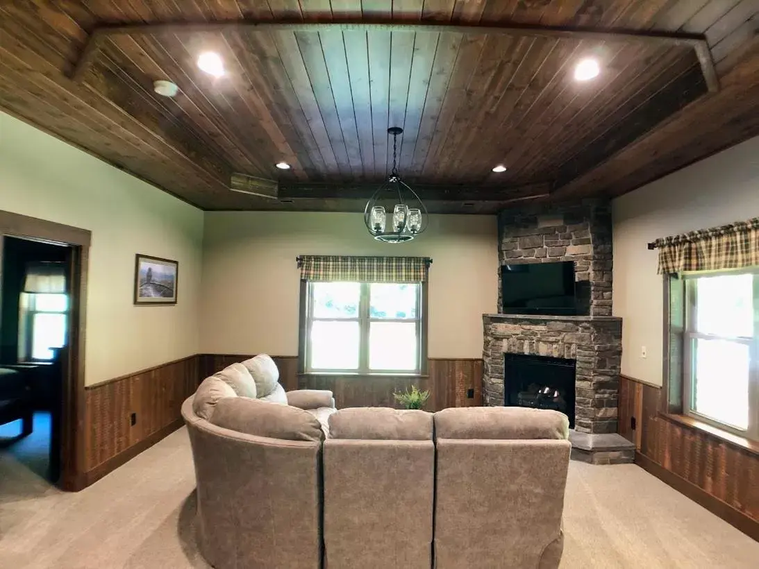 Seating Area in Sojourner's Lodge & Log Cabin Suites