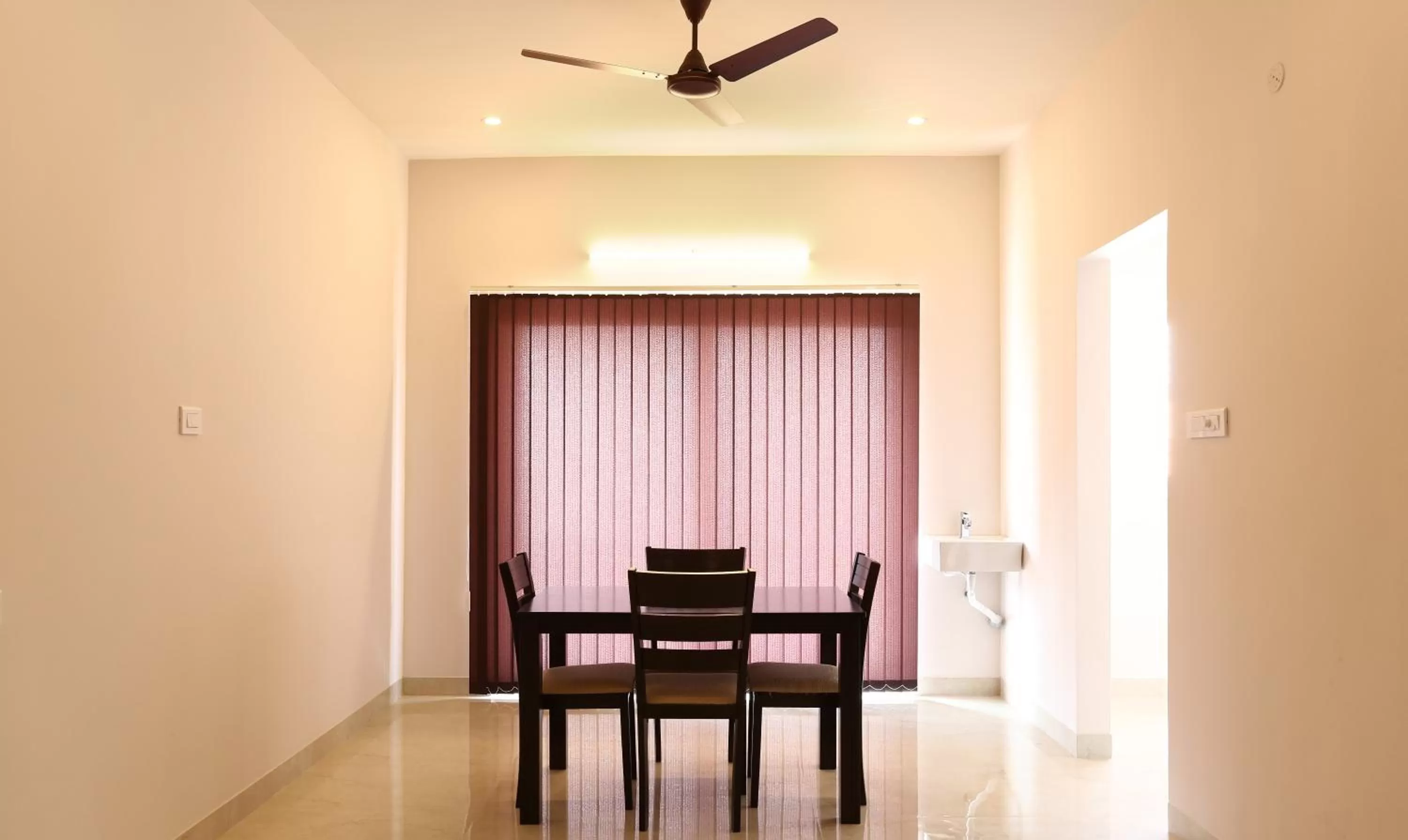 Dining area in Treebo Hi Line Apartments Kalapatti