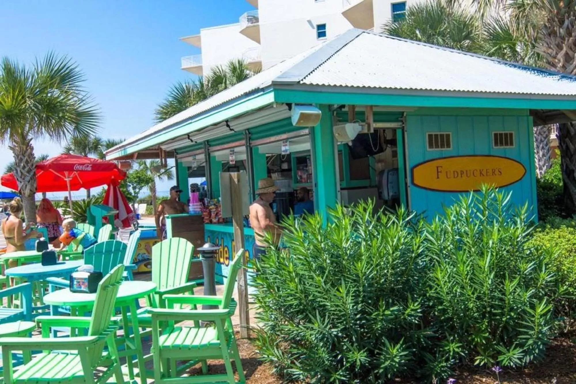 Restaurant/places to eat in Waterscape Resort by Tufan