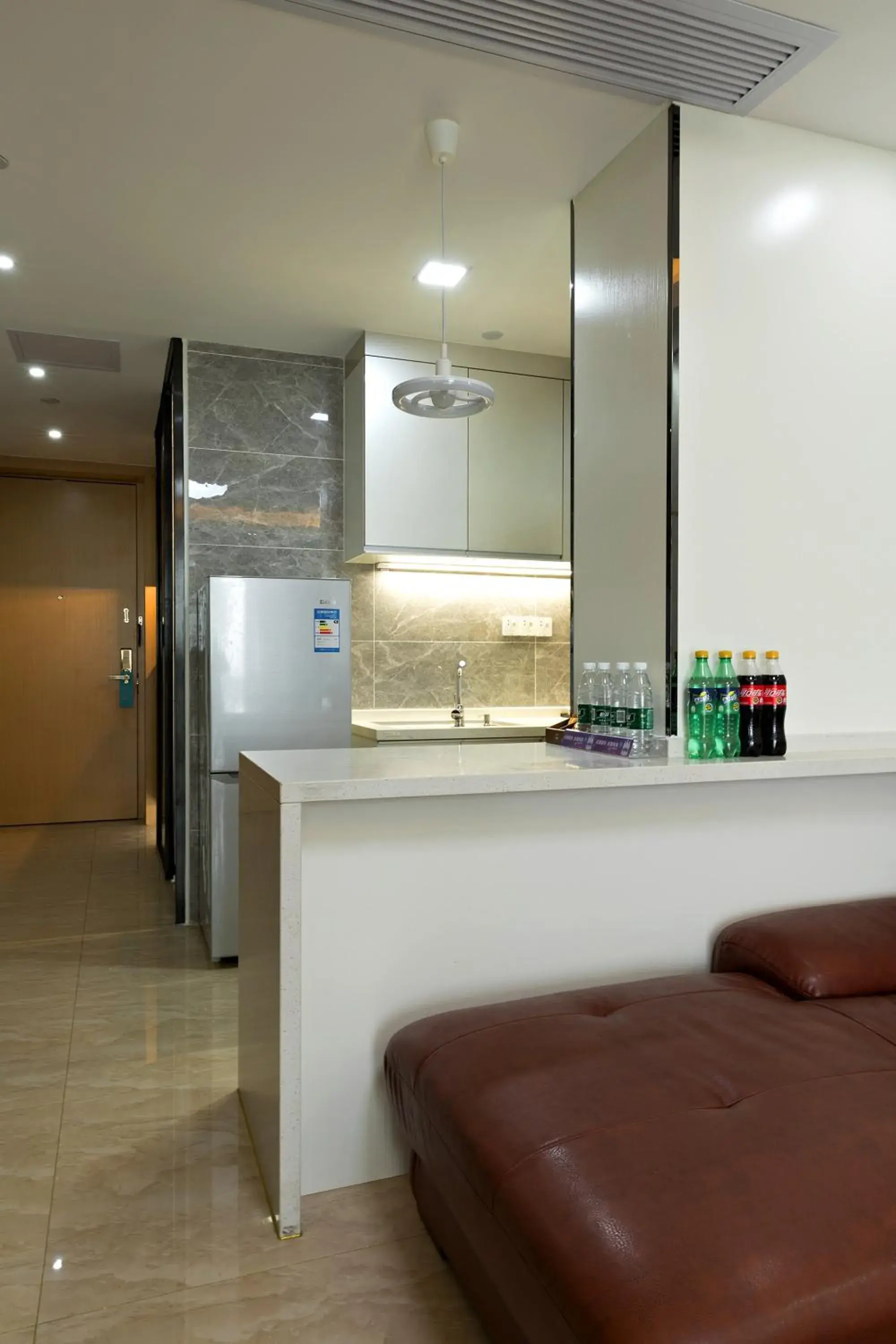 Coffee/tea facilities, Bathroom in Pengman Beijing Rd. A-mall Apartment