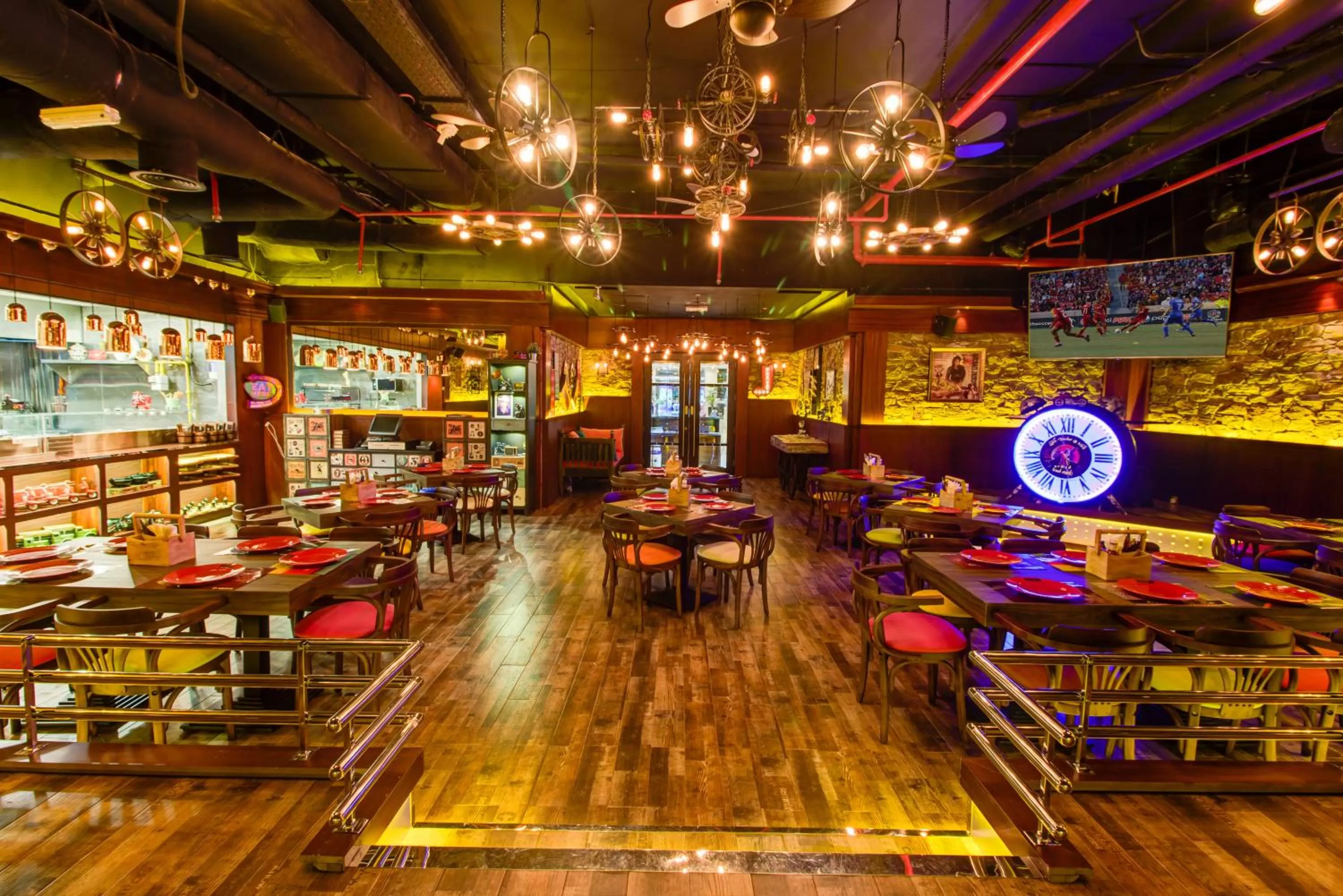 Dinner in Mercure Gold Hotel Jumeirah Dubai by Accor