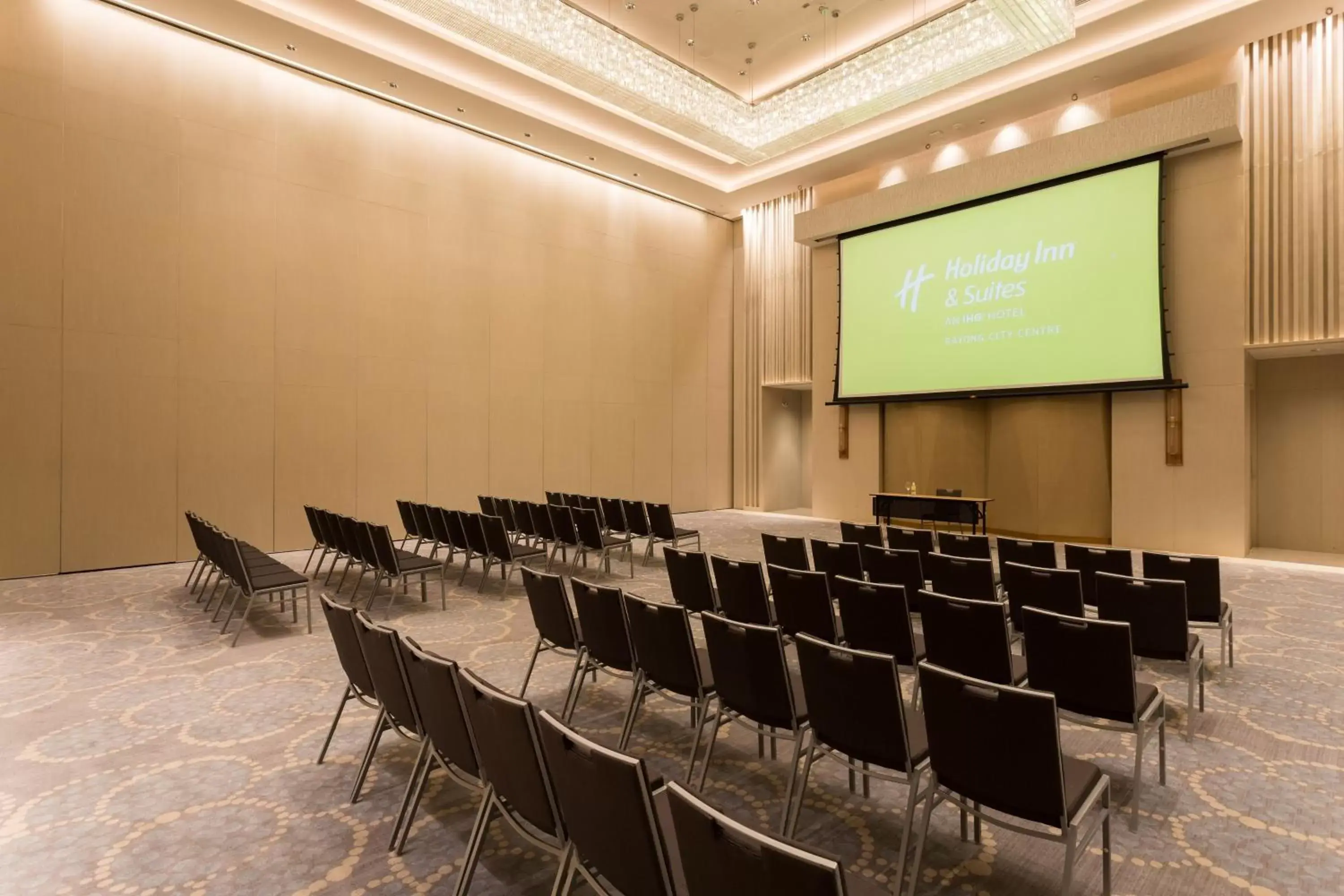 Meeting/conference room, Business Area/Conference Room in Holiday Inn & Suites Rayong City Centre, an IHG Hotel