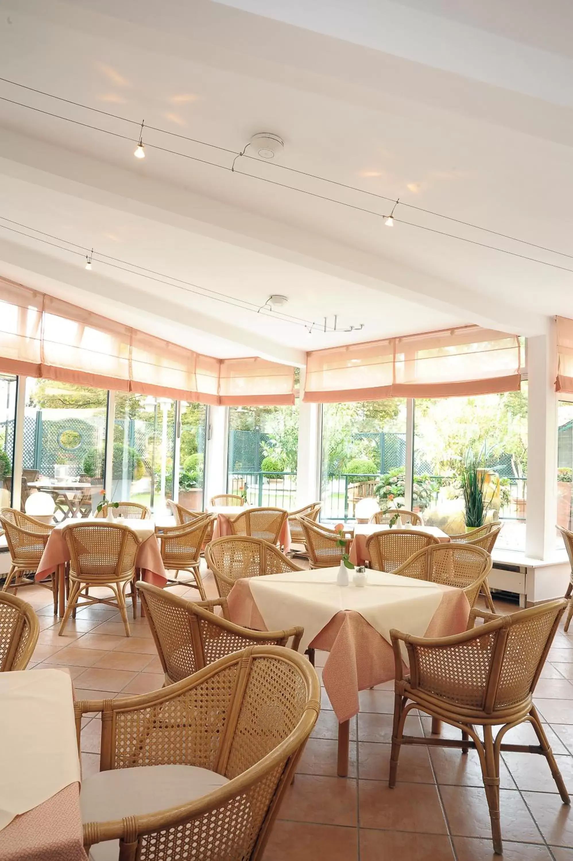 Restaurant/Places to Eat in Hotel Ludwig van Beethoven