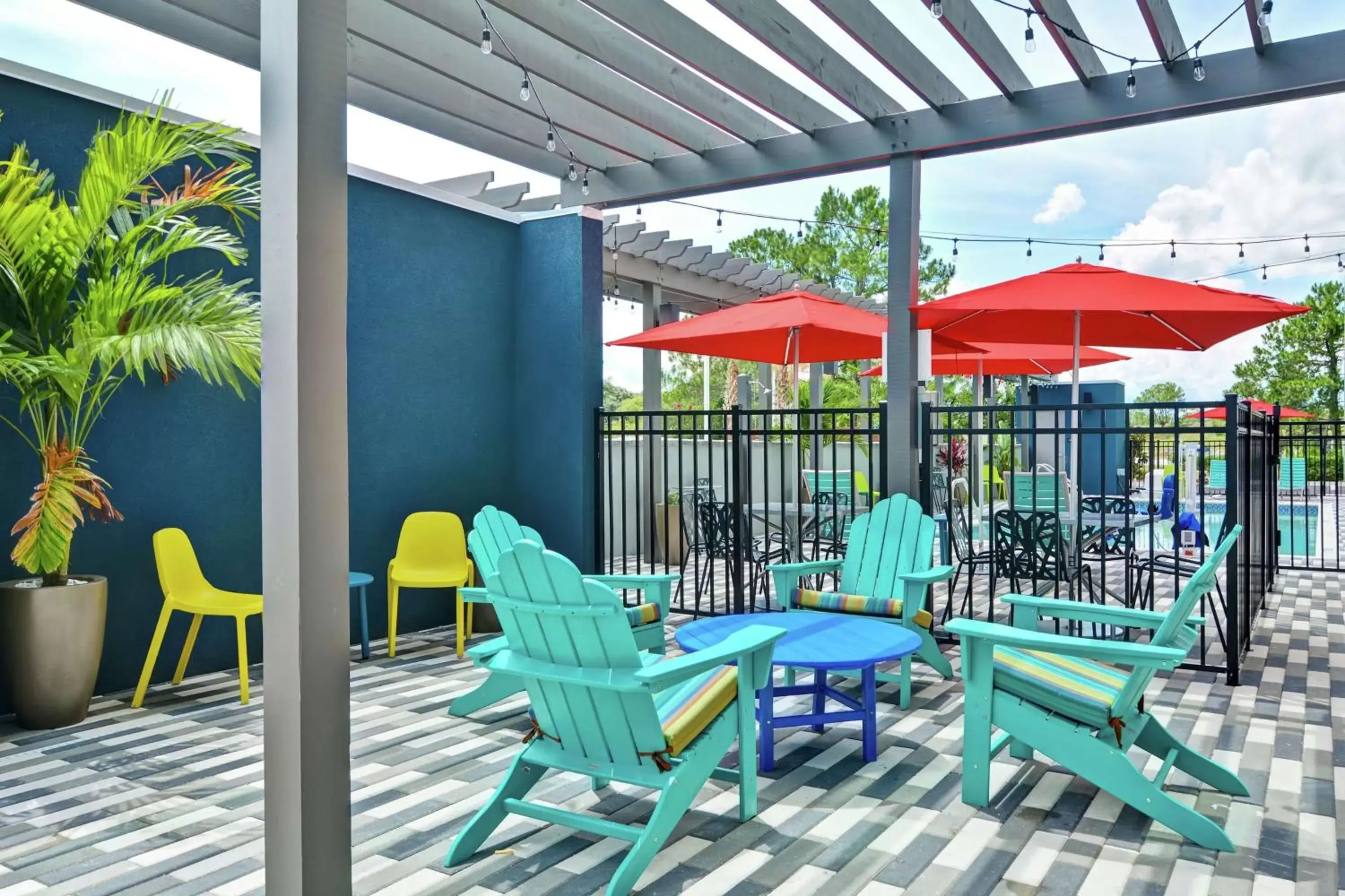 Patio in Home2 Suites By Hilton Jacksonville South St Johns Town Ctr