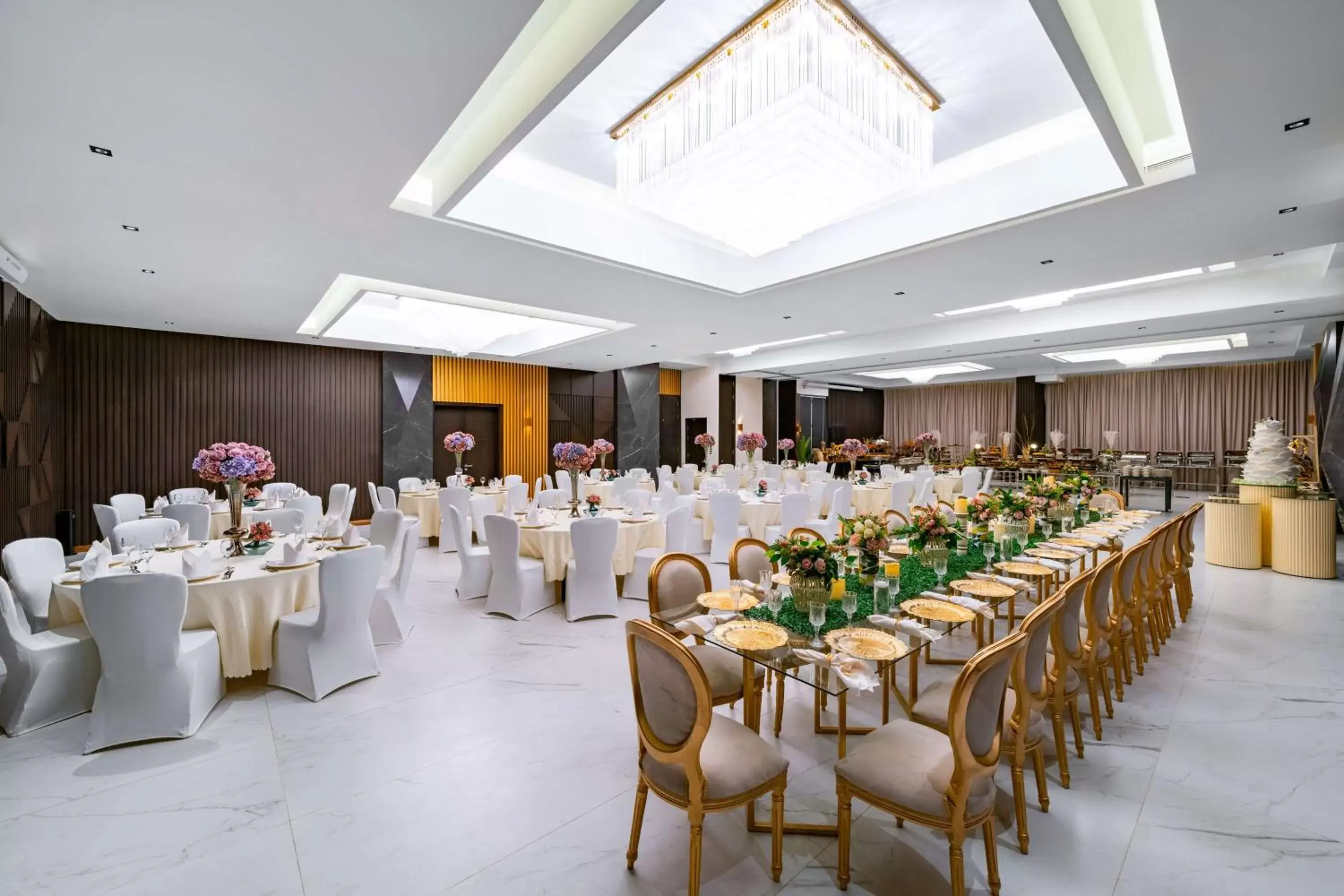 Meeting/conference room, Banquet Facilities in Radisson Blu Hotel Riyadh Qurtuba