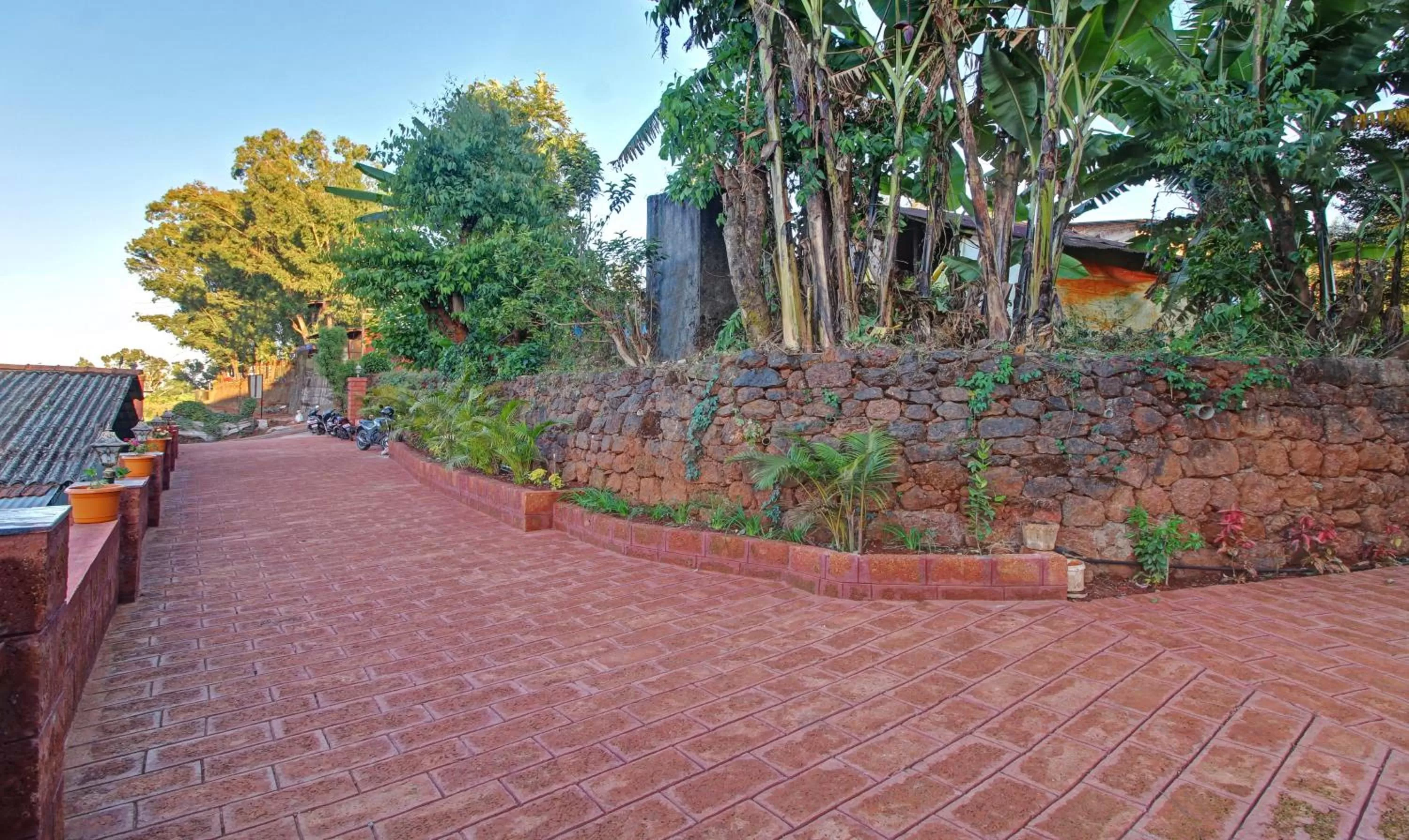 Property Building in Treebo Trend Raaya Regency