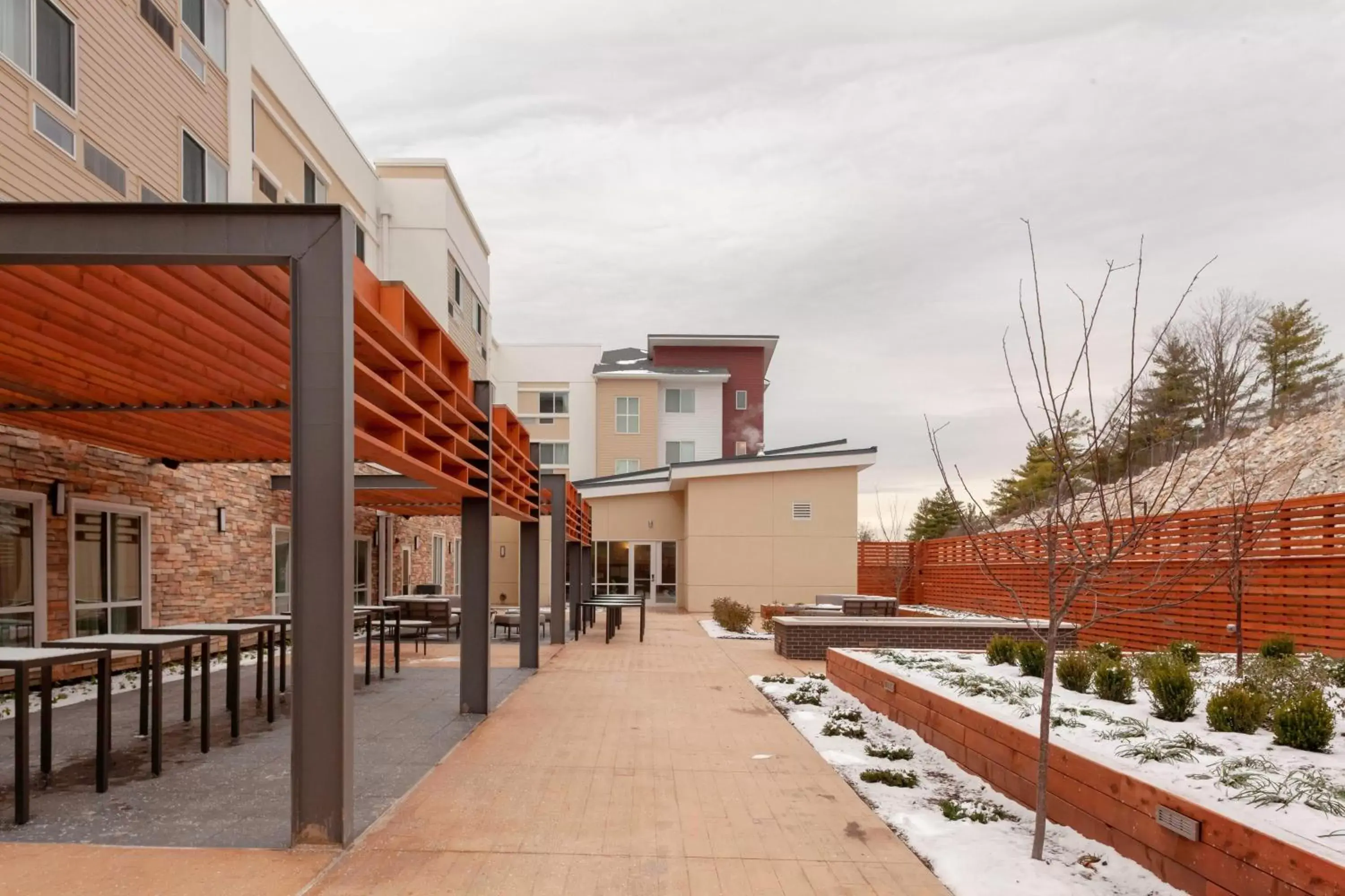 Property Building in Courtyard by Marriott St. Louis West County