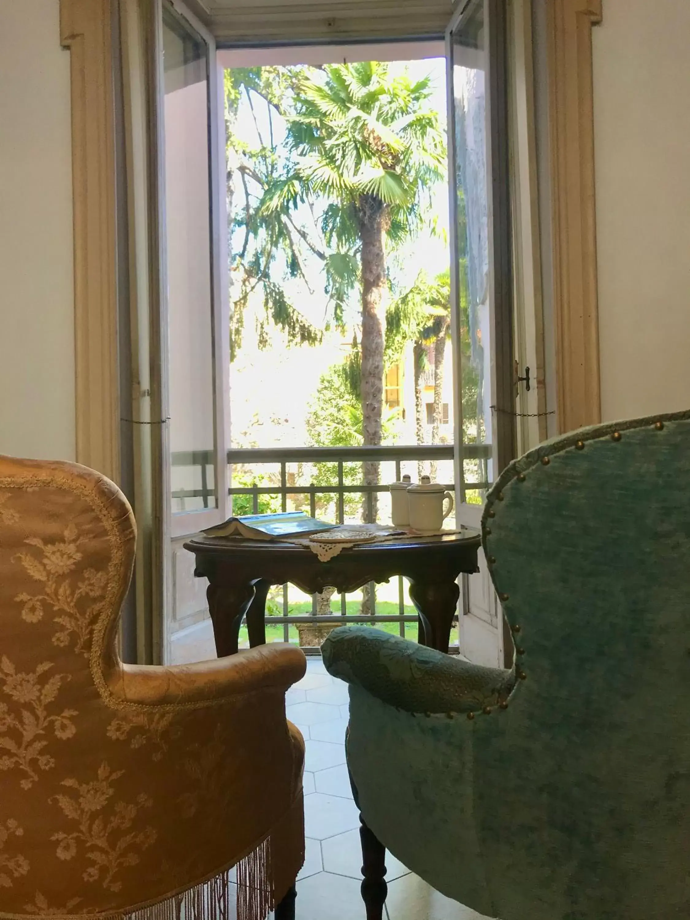 Decorative detail, Seating Area in B&B Villa Rosalinda