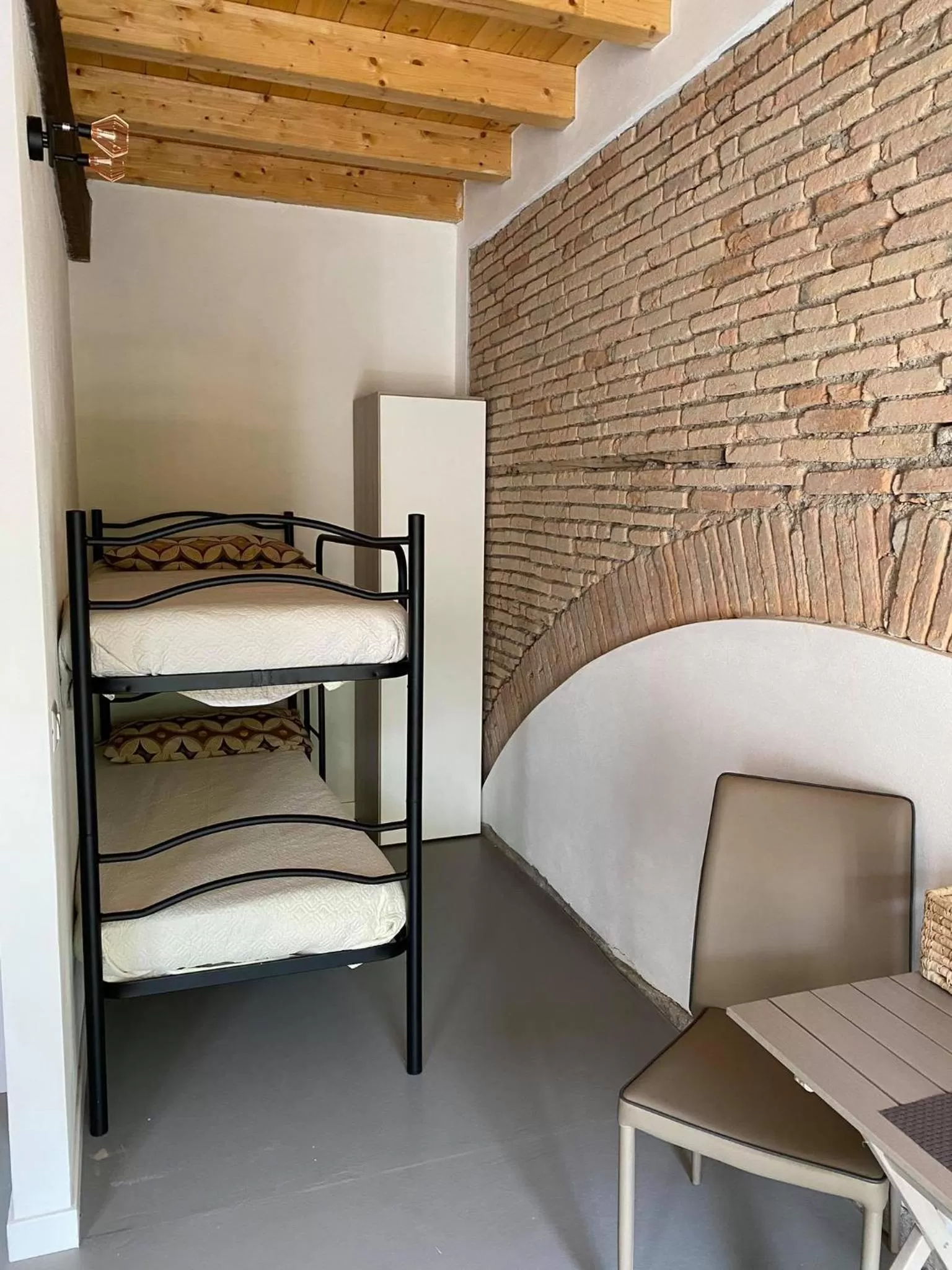 bunk bed, Bed in B&B La Corte del Segrino