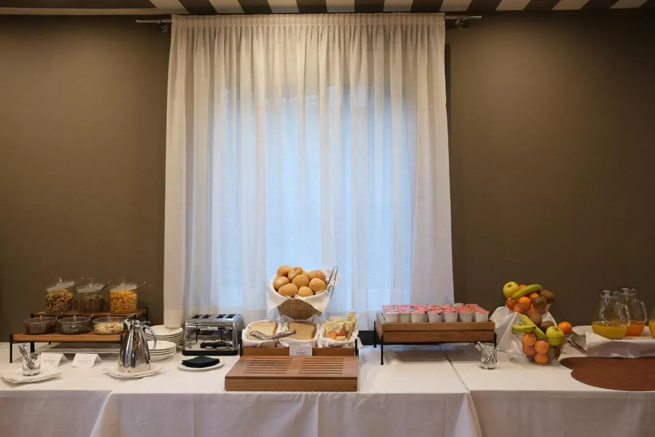 Buffet breakfast in Lake Hotel La Pieve Buffet breakfast in Lake Hotel La Pieve