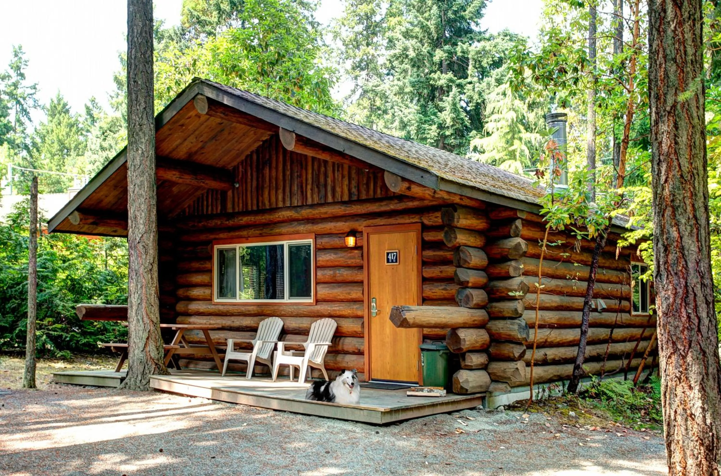 Facade/entrance in Tigh-Na-Mara Seaside Spa Resort