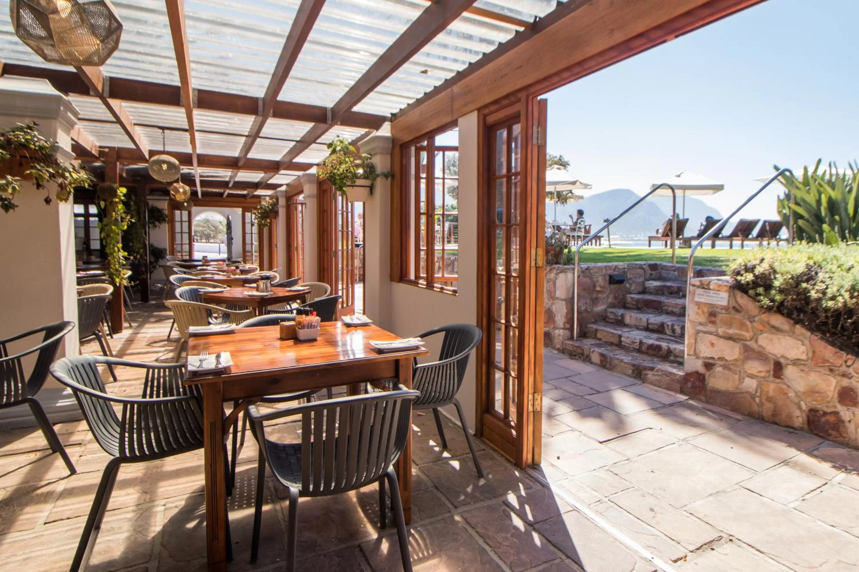 Restaurant/Places to Eat in Harbour House Hotel - Manor House