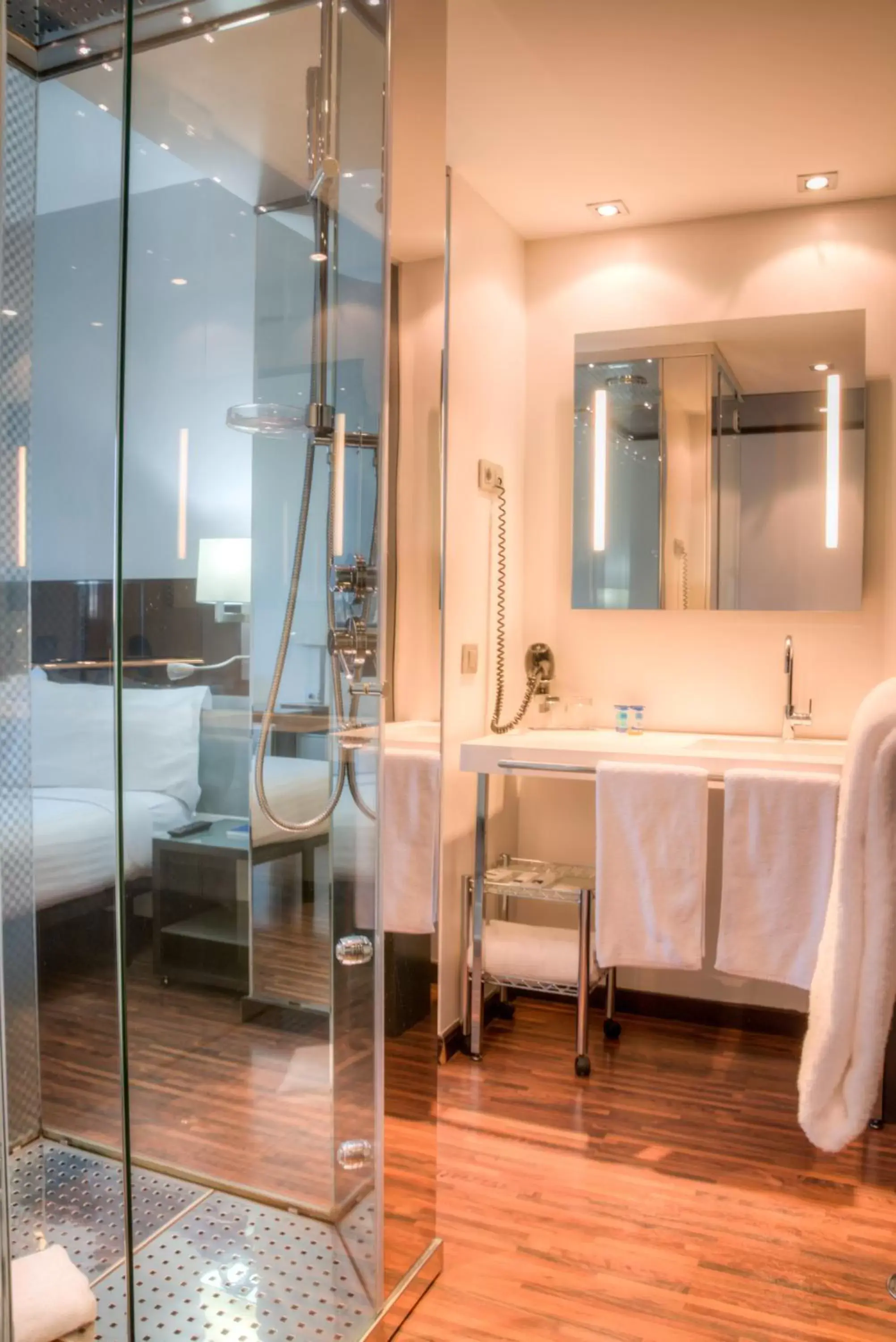 Bathroom in Hotel Ciudad de Móstoles Bathroom in Hotel Ciudad de Móstoles