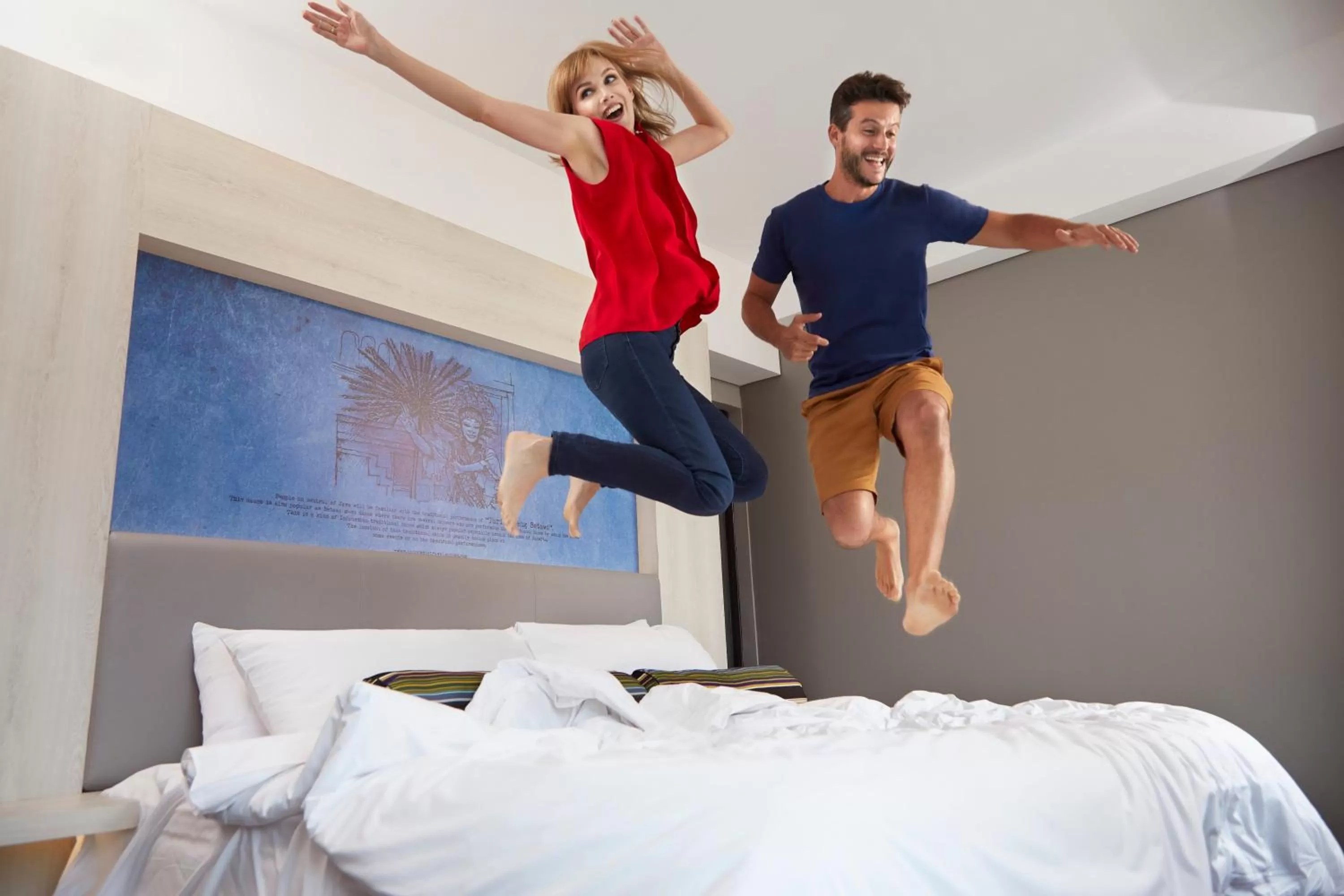 Bed in Aloft Hotel Calgary University