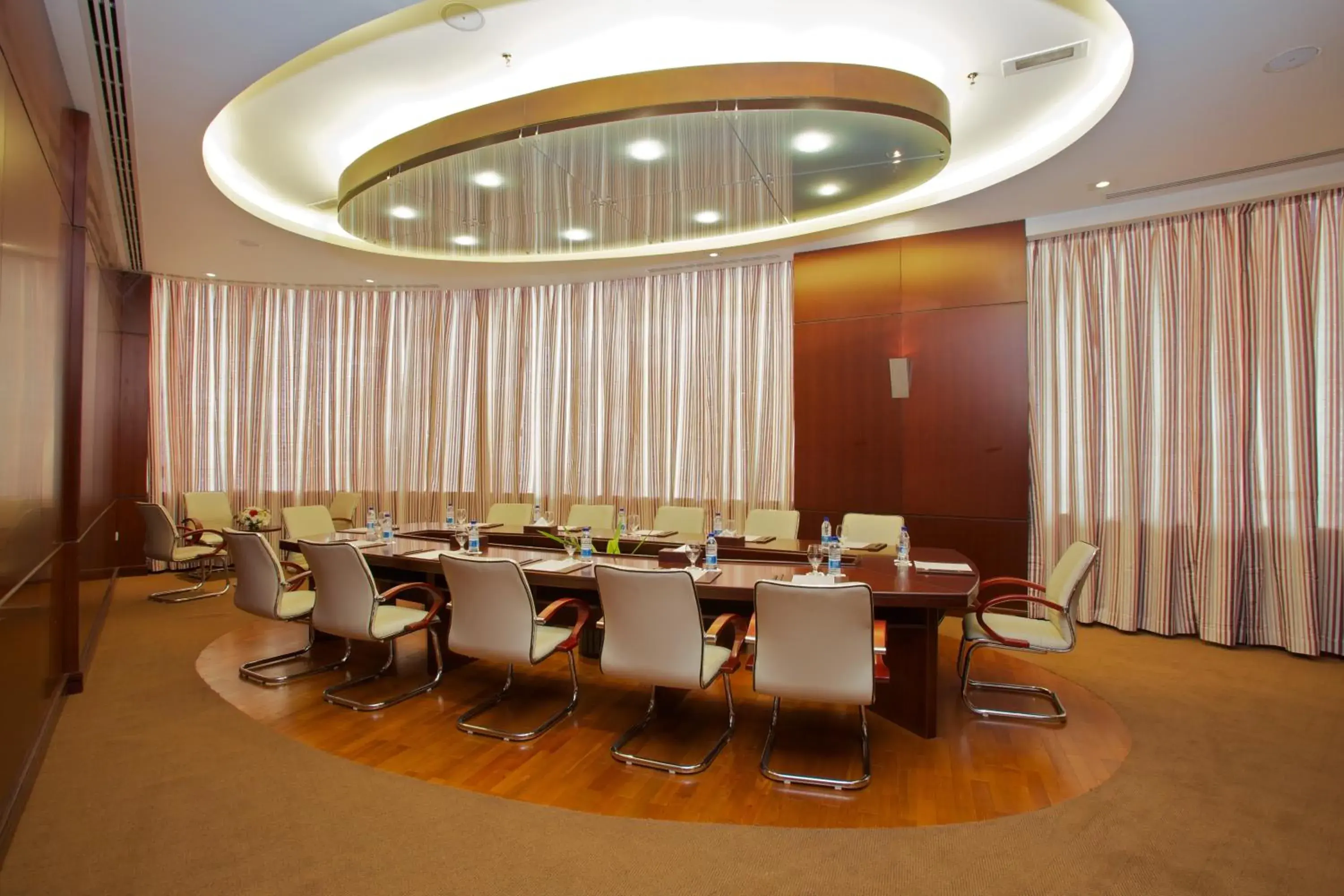 Business facilities in Concorde Fujairah Hotel