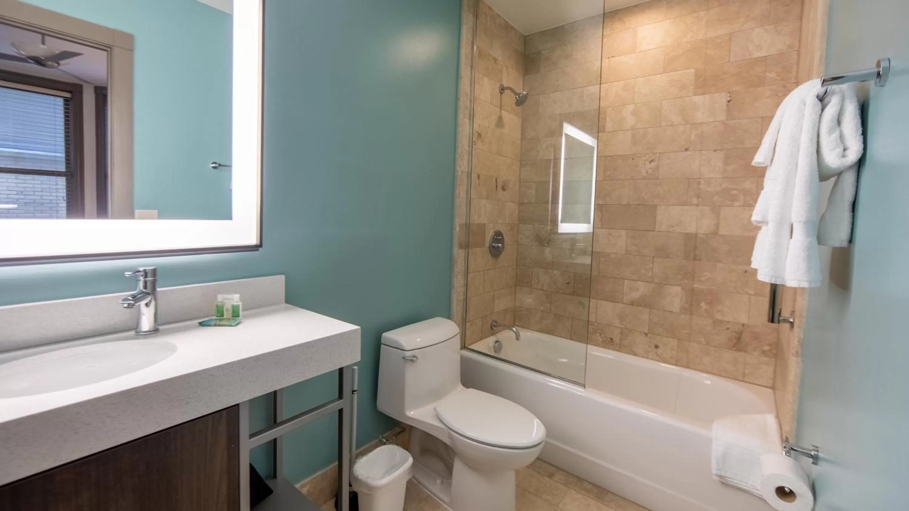 Bathroom in Holiday Inn Club Vacations New Orleans Resort