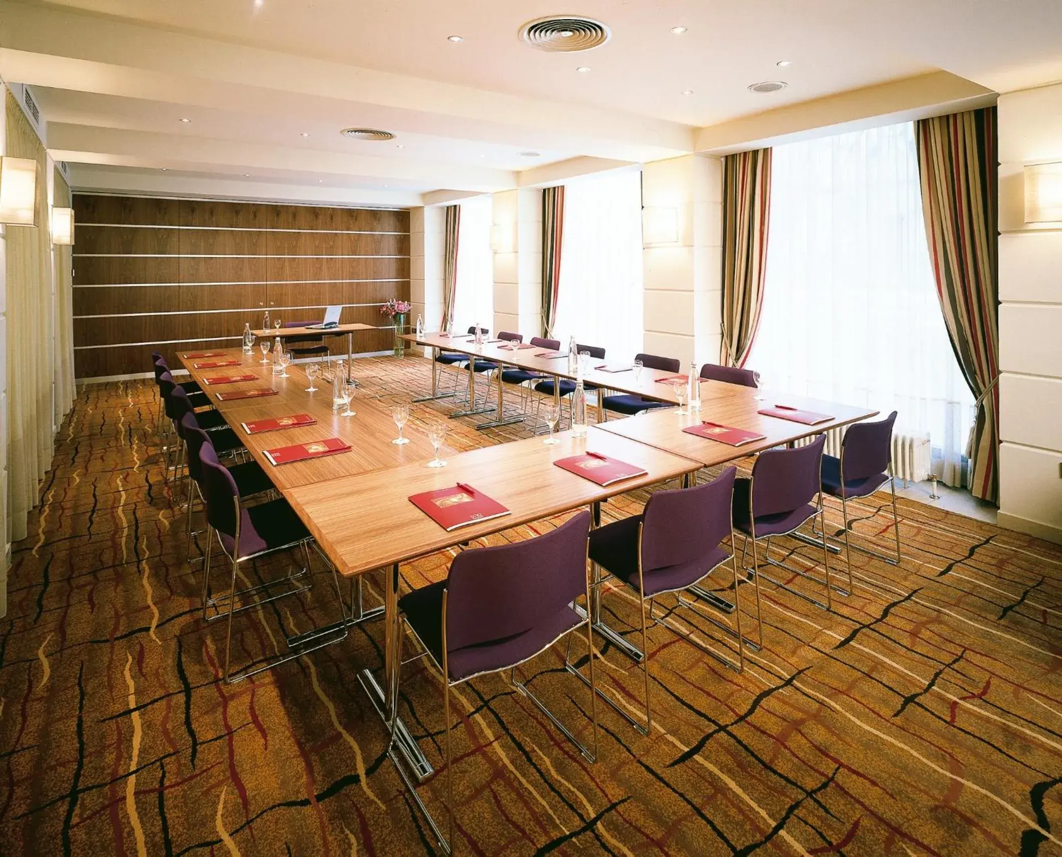 Business facilities in K+K Hotel am Harras