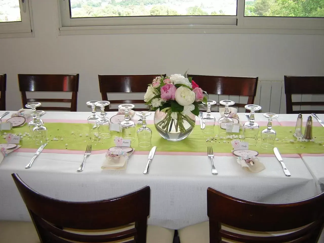 Restaurant/places to eat, Banquet Facilities in Logis Hotel Le Col De L'ange