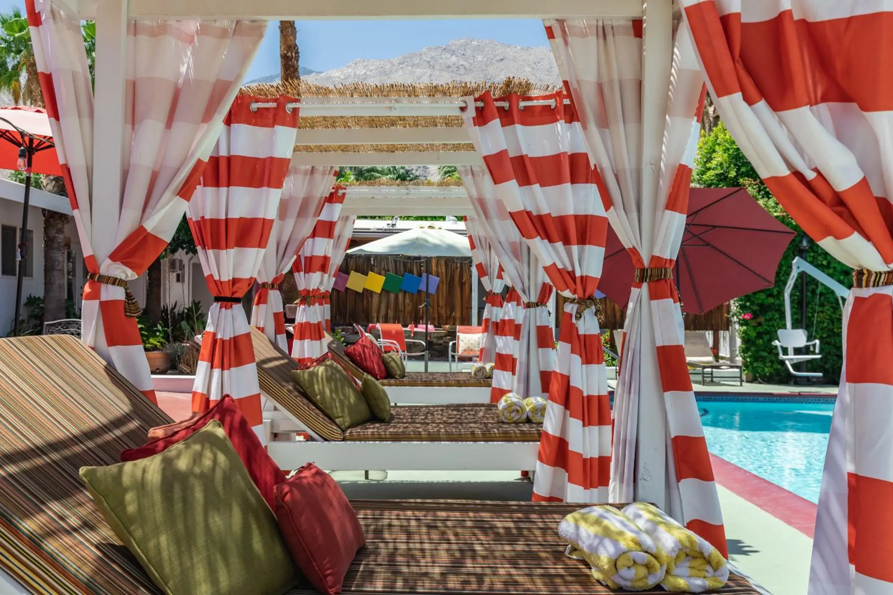 Seating area, Swimming Pool in Float Palm Springs